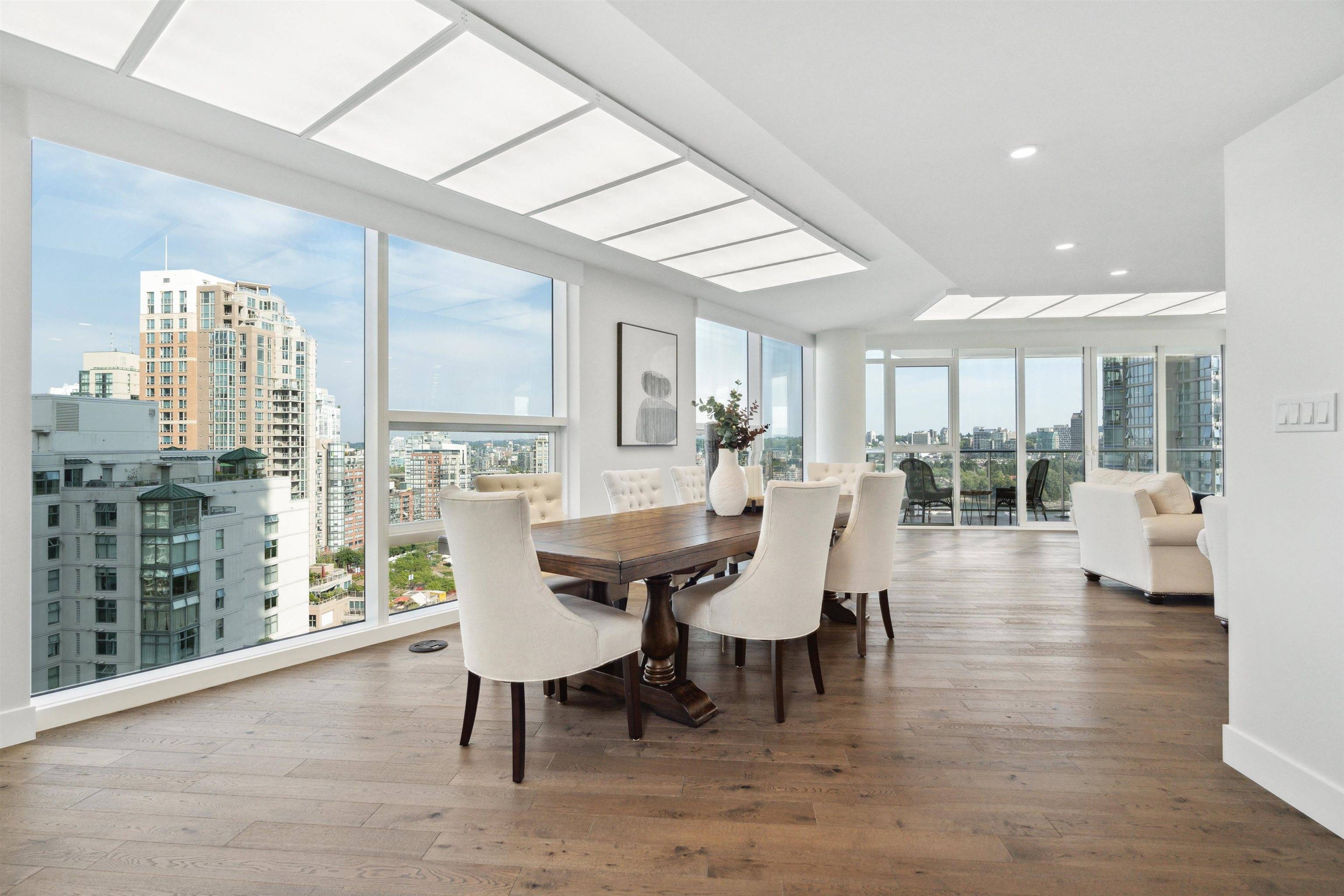 Vancouver, BC V6B 0N4,499 Pacific ST #1701