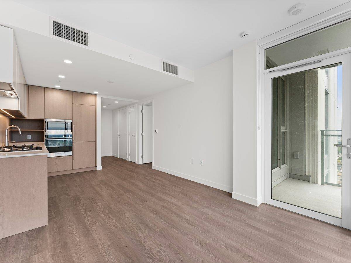 Burnaby, BC V6C 3E1,5685 Halley AVE #1503