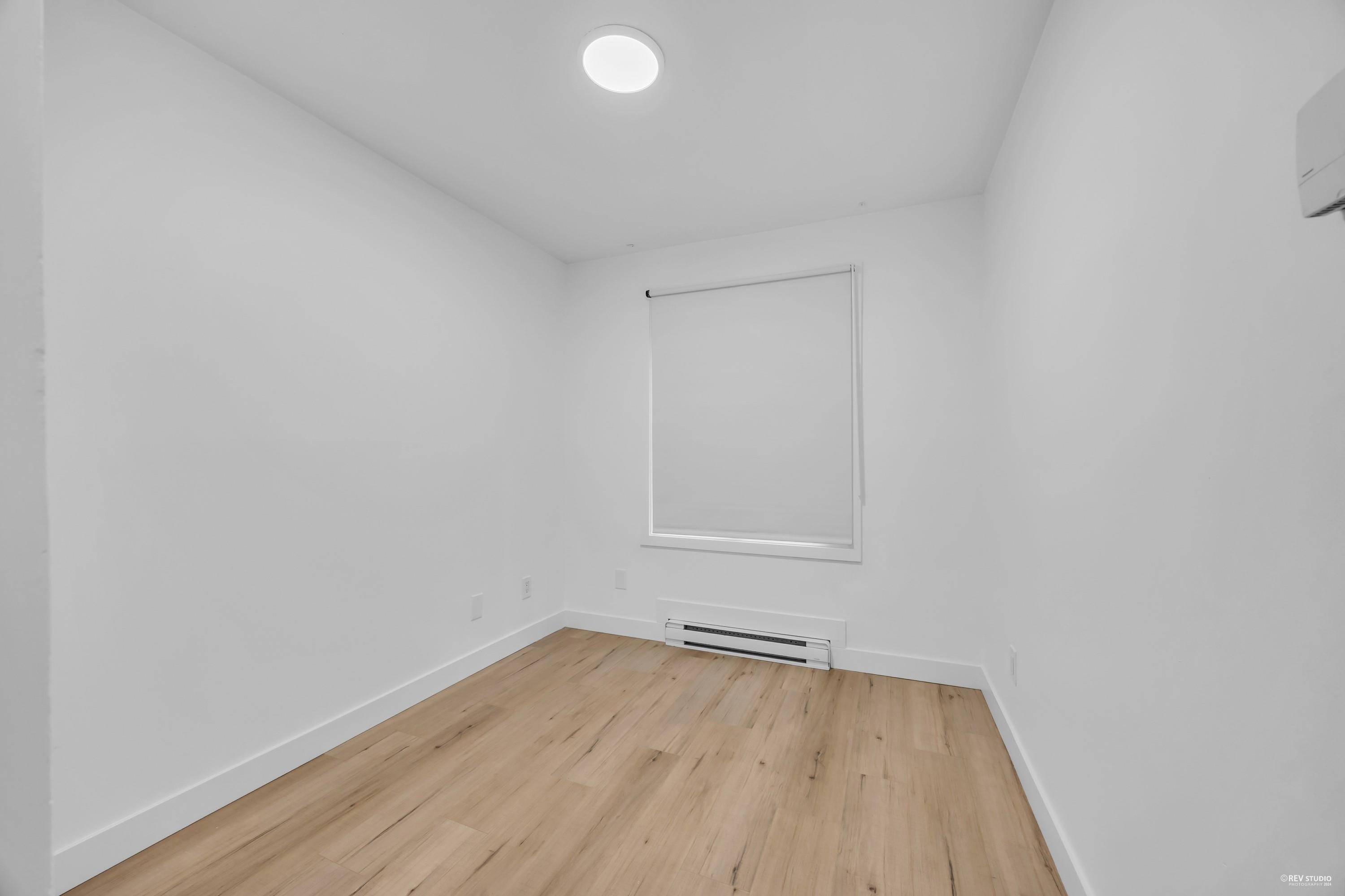 Abbotsford, BC V2S 2L8,33598 George Ferguson WAY #104