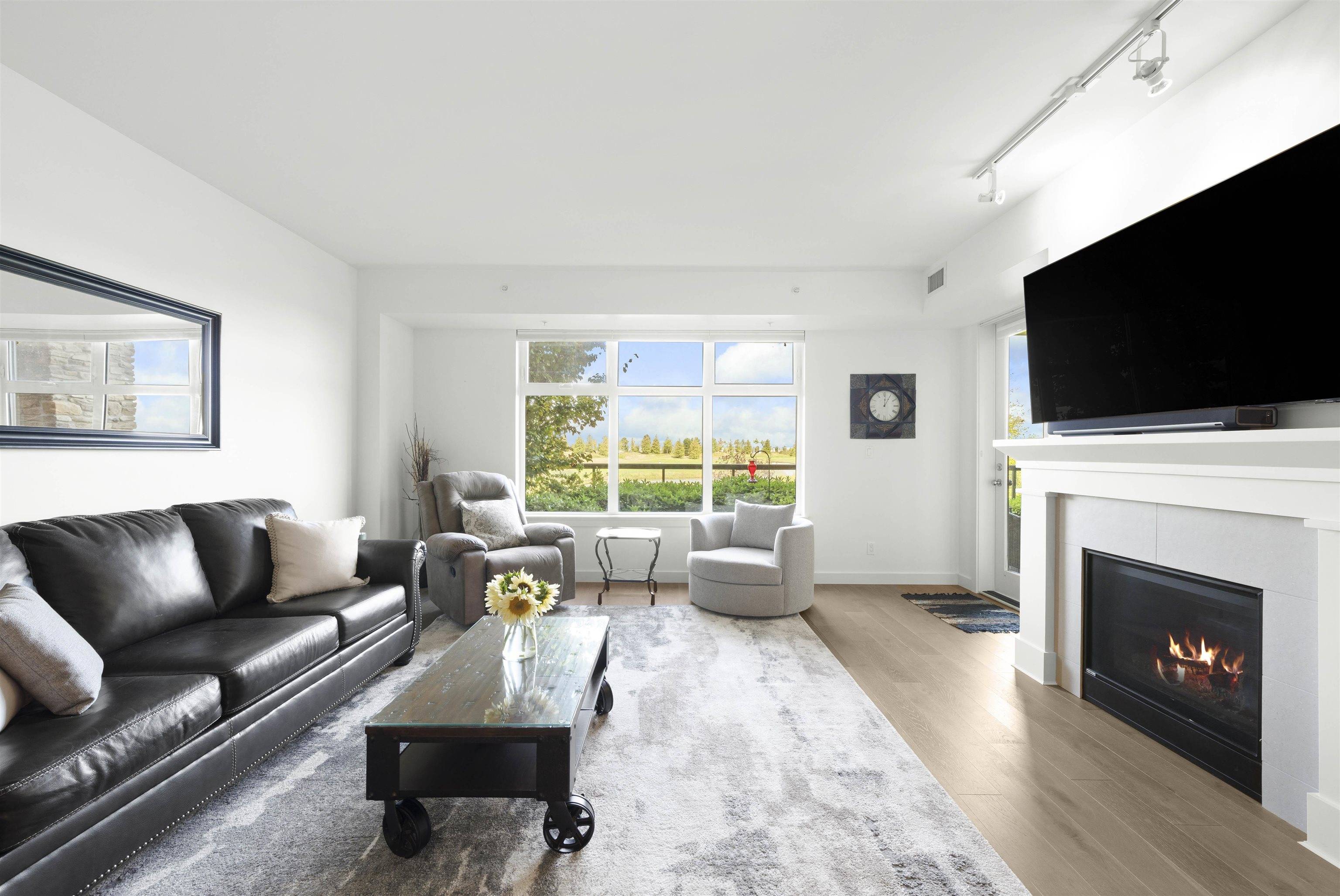 Delta, BC V4M 0B6,5011 Springs BLVD #112