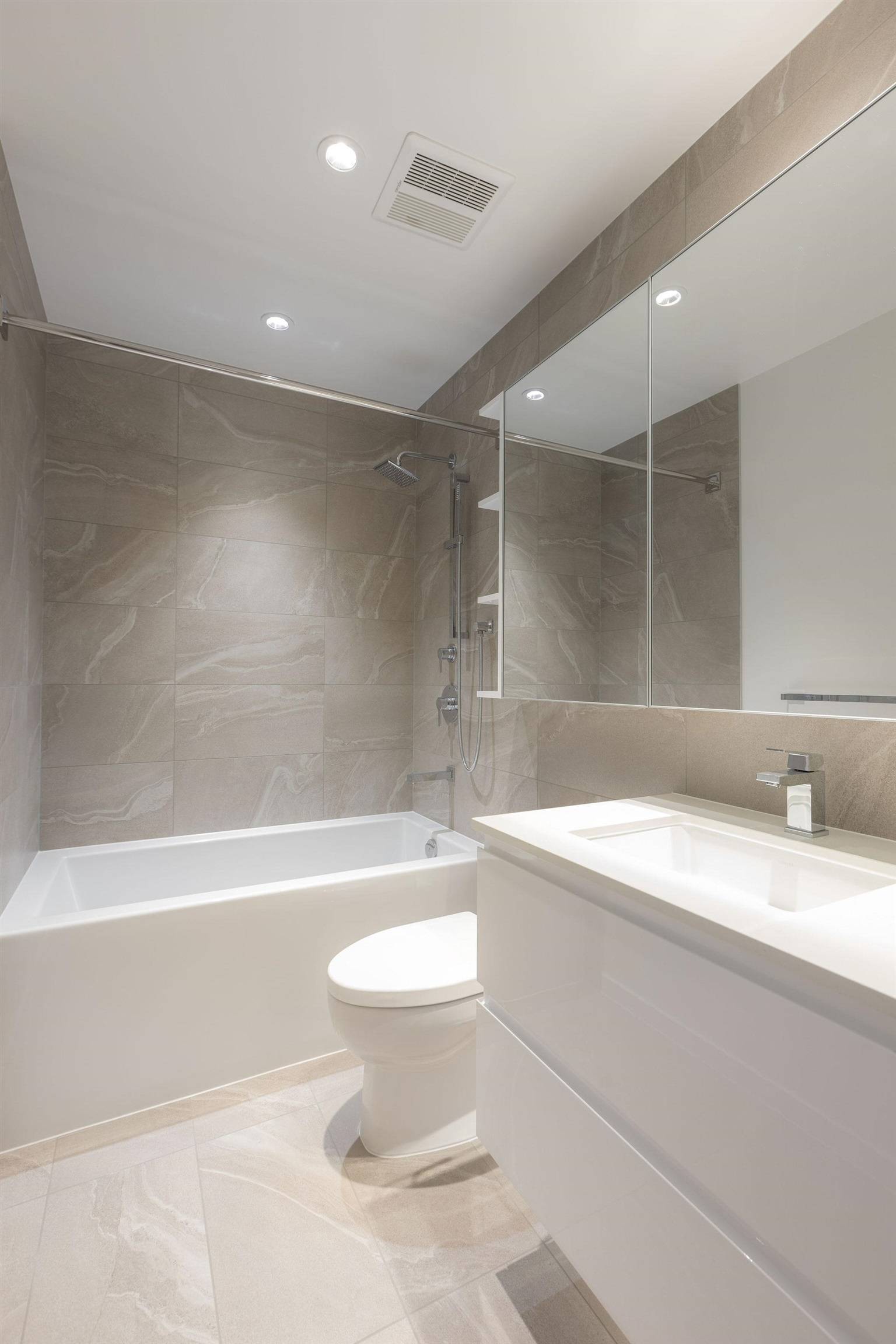 Richmond, BC V6Y 0M9,6200 Minoru BLVD #511