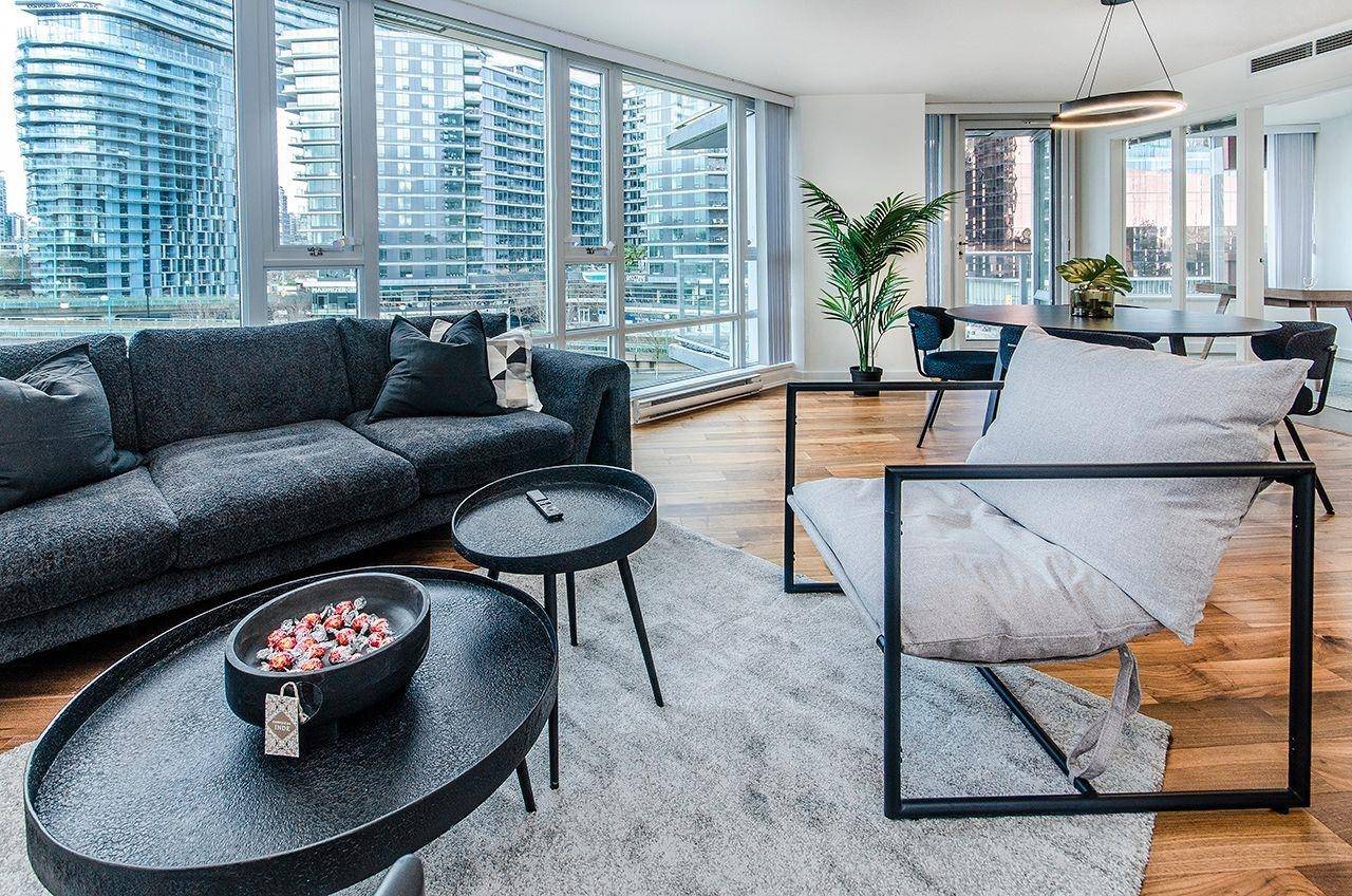 Vancouver, BC V6B 0A7,918 Cooperage Way ST