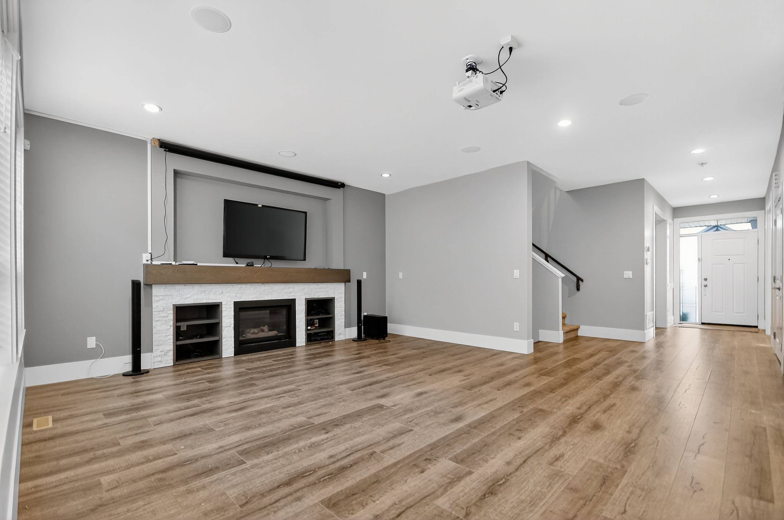 Surrey, BC V3S 2L1,14734 62 AVE