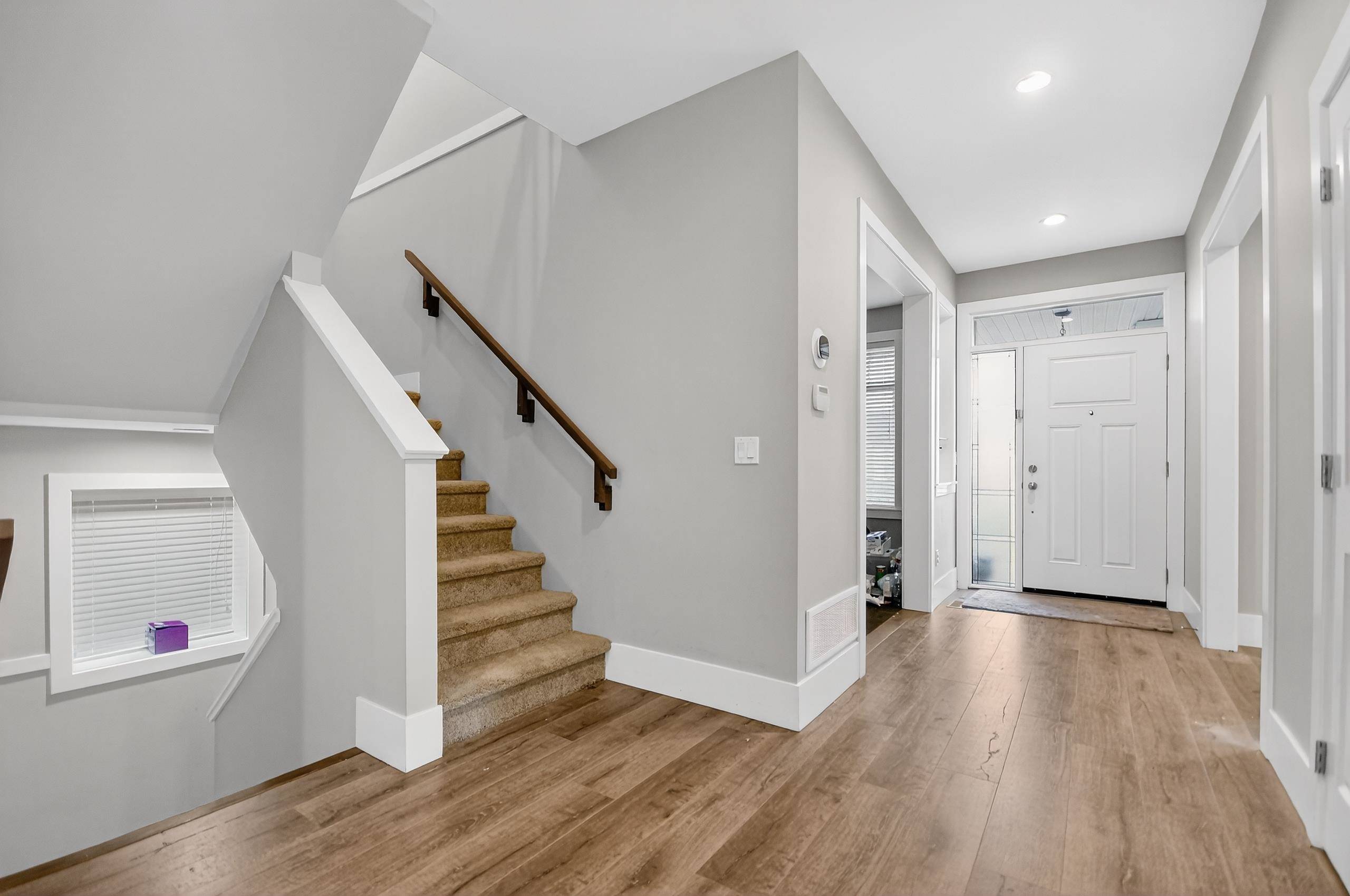 Surrey, BC V3S 2L1,14734 62 AVE