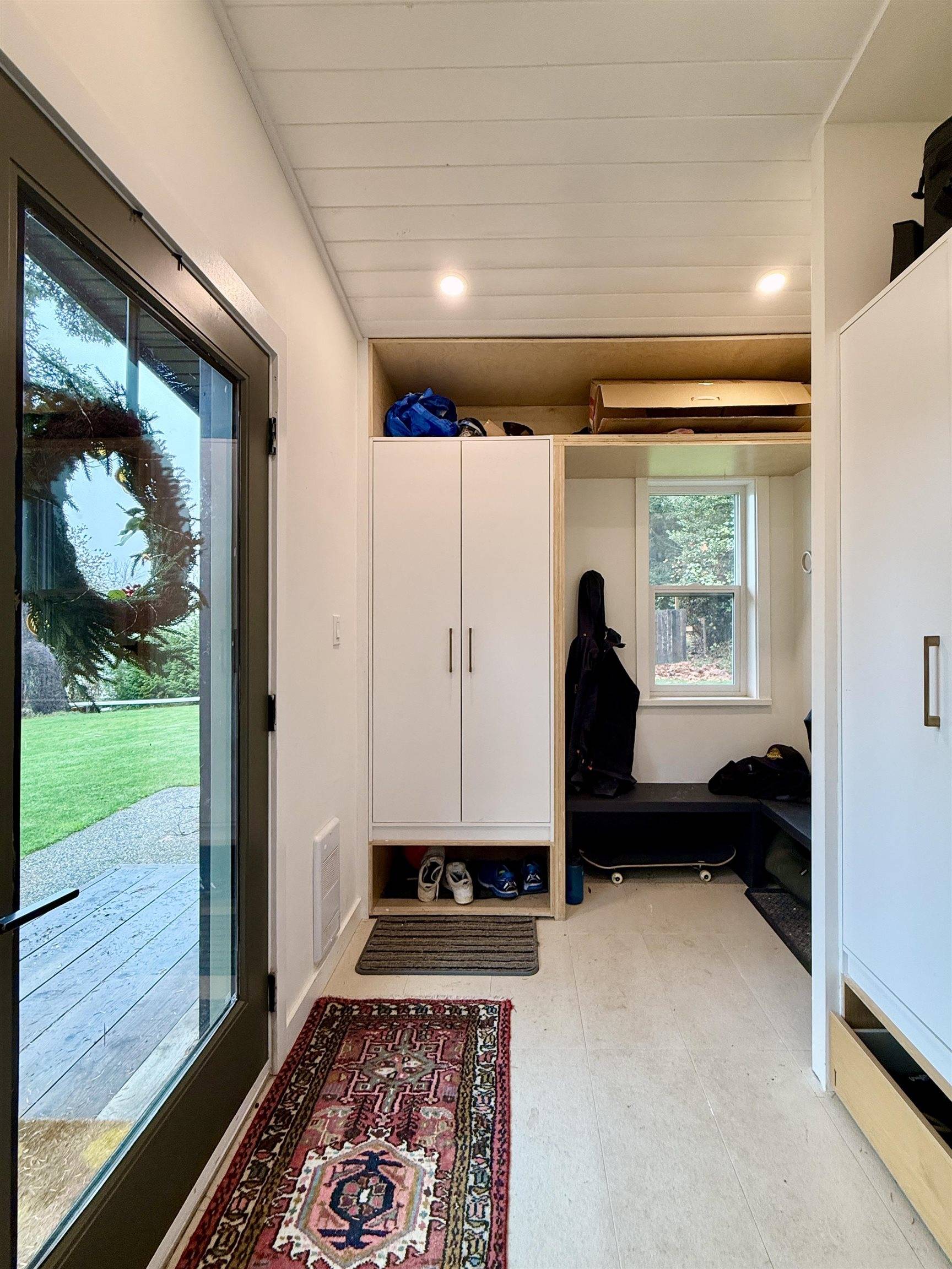 Gibsons, BC V0N 1V7,962 Cemetery RD