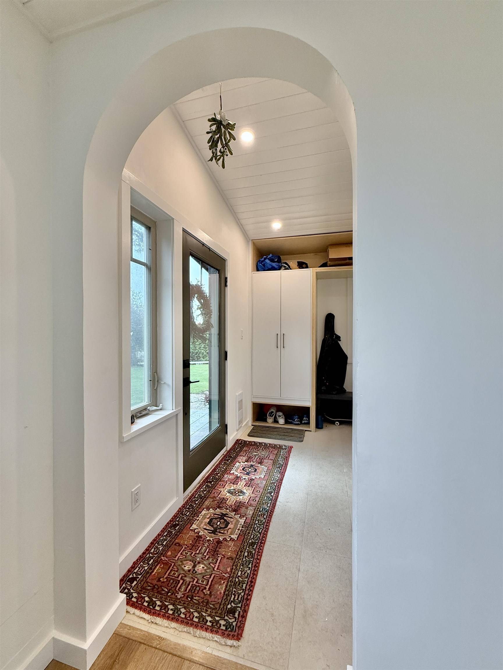 Gibsons, BC V0N 1V7,962 Cemetery RD