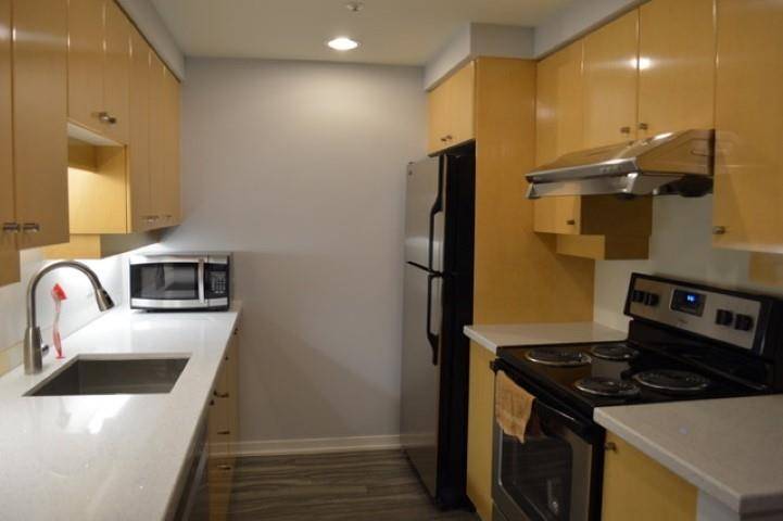 Vancouver, BC V6Z 2V9,1009 Expo BLVD