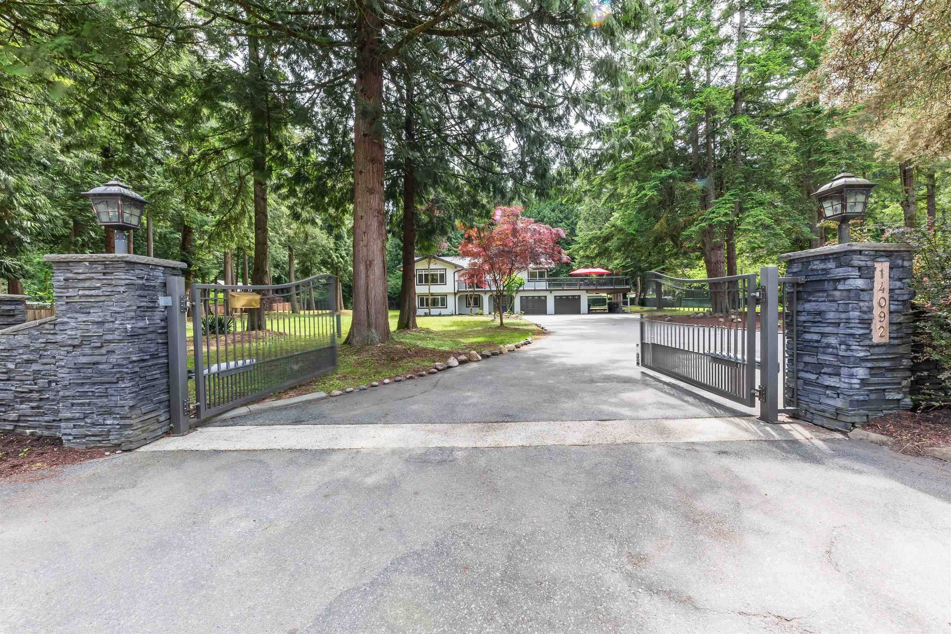 Surrey, BC V4P 1L4,14092 Crescent RD