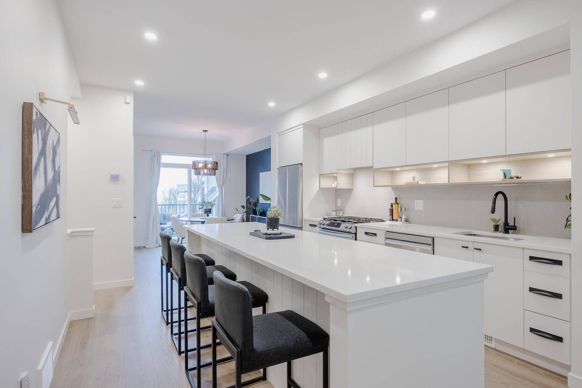 Mission, BC V2V 0K2,33929 Barker CT #10