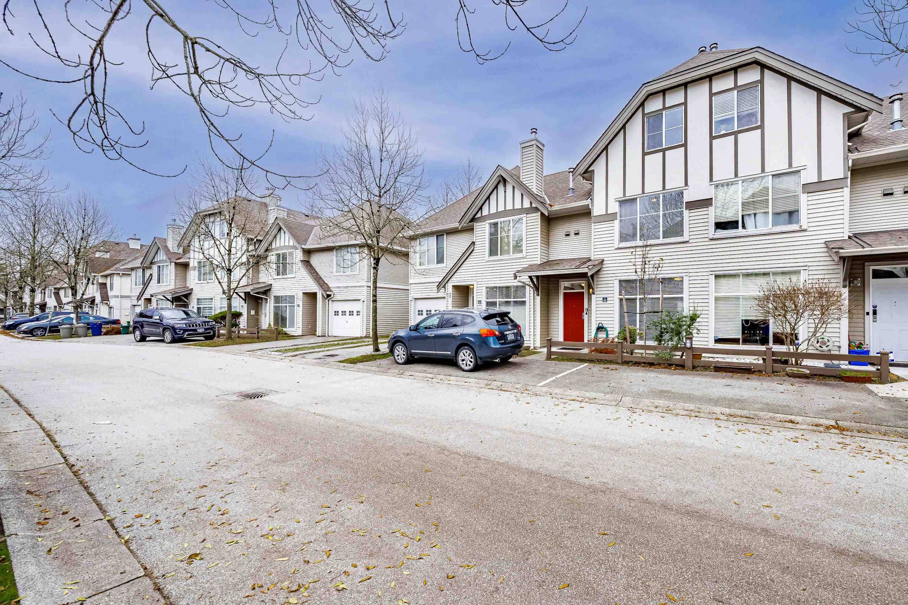 Surrey, BC V3S 8X9,6465 184a ST #65