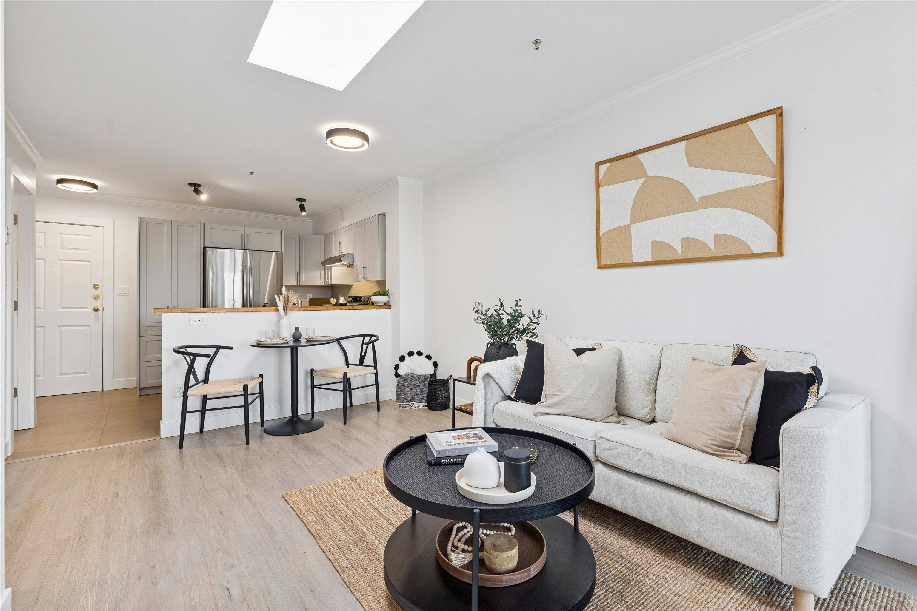 Vancouver, BC V6P 2R8,1503 W 66th AVE #PH5