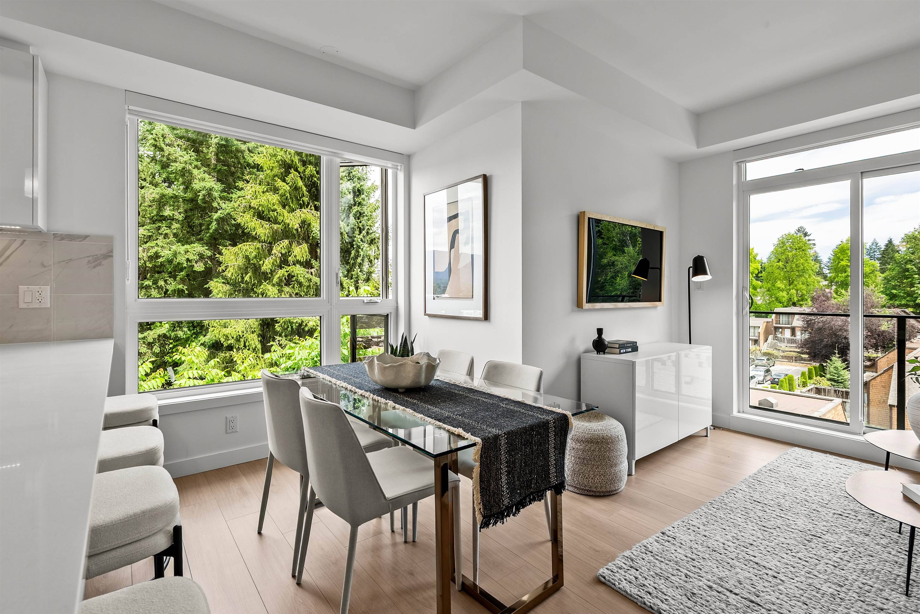 Port Moody, BC V3H 2S4,150 James RD #416