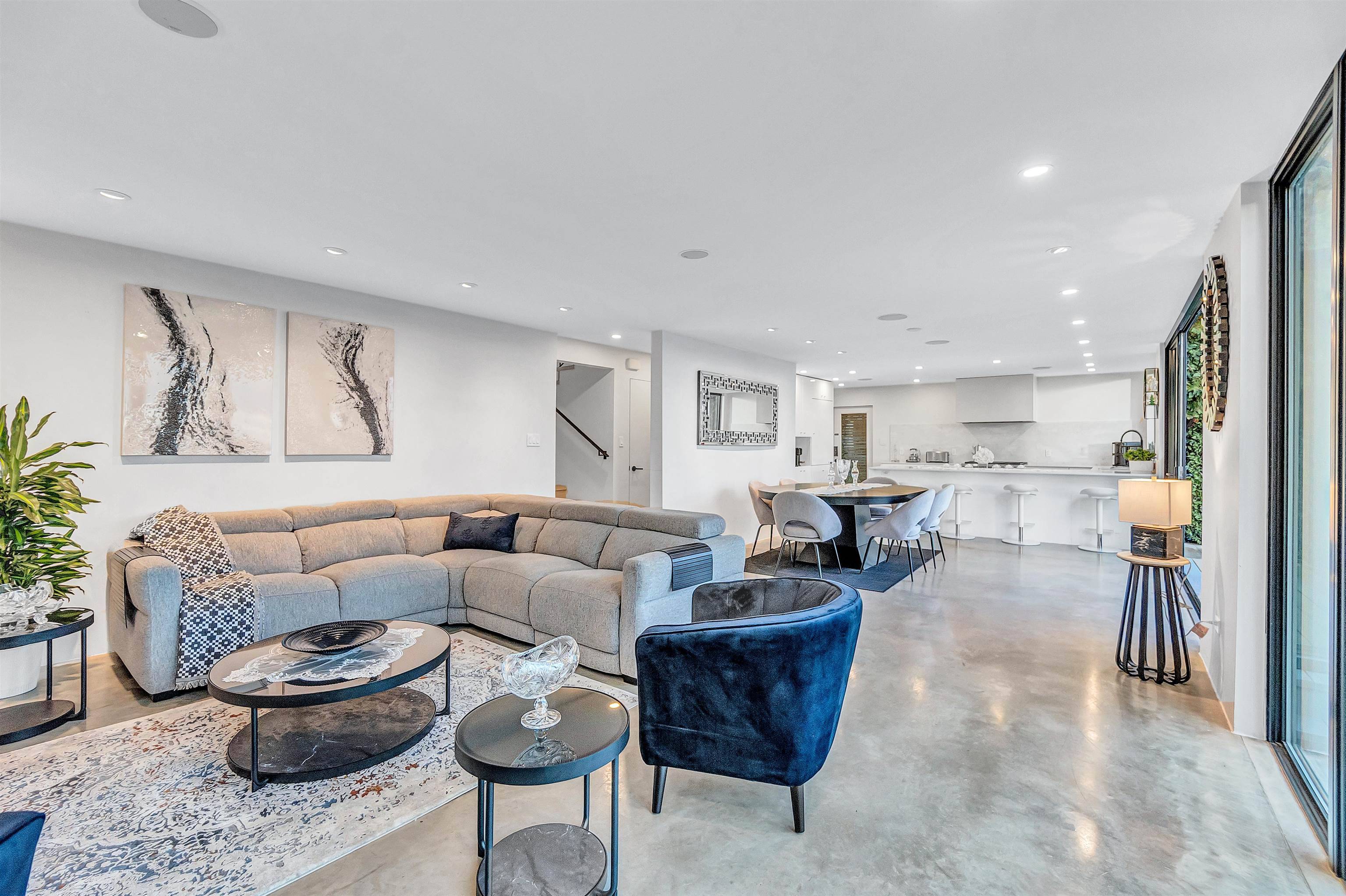 West Vancouver, BC V7V 2V8,2234 Palmerston AVE