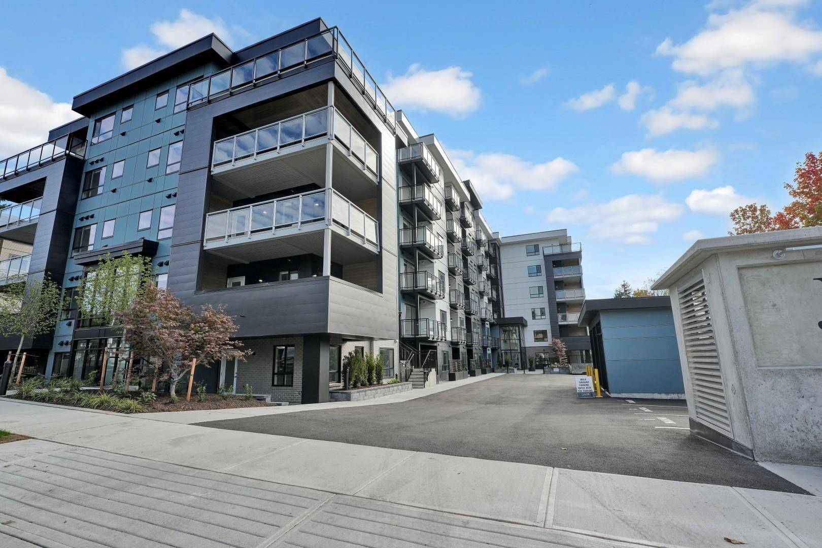 Abbotsford, BC V0V 0V0,33886 Pine ST #401