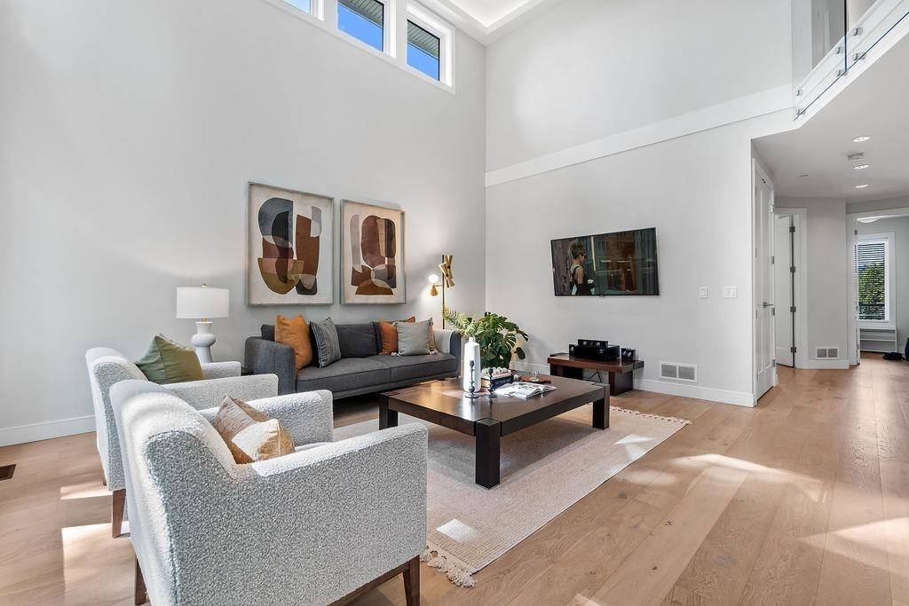 Maple Ridge, BC V2X 4K4,23376 124th AVE