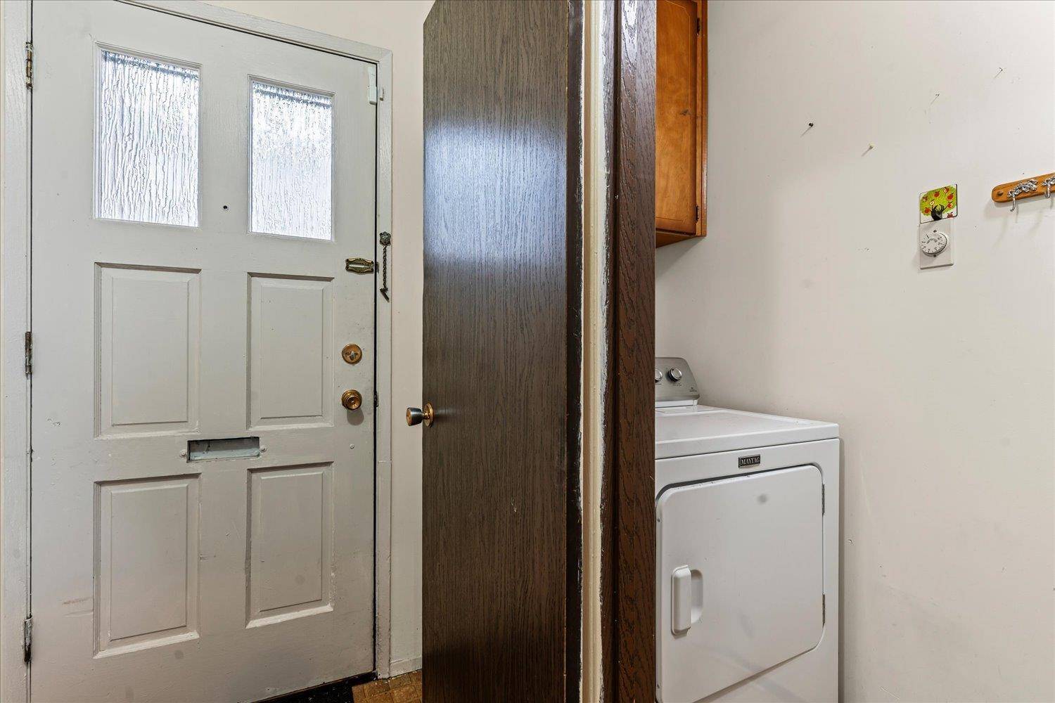 Chilliwack, BC V2P 5N1,9446 Hazel ST #1