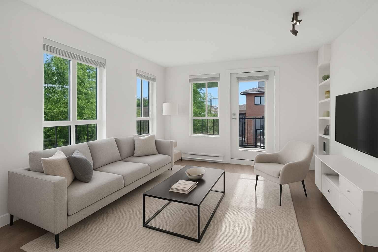 Coquitlam, BC V3J 0B5,553 Foster AVE #301