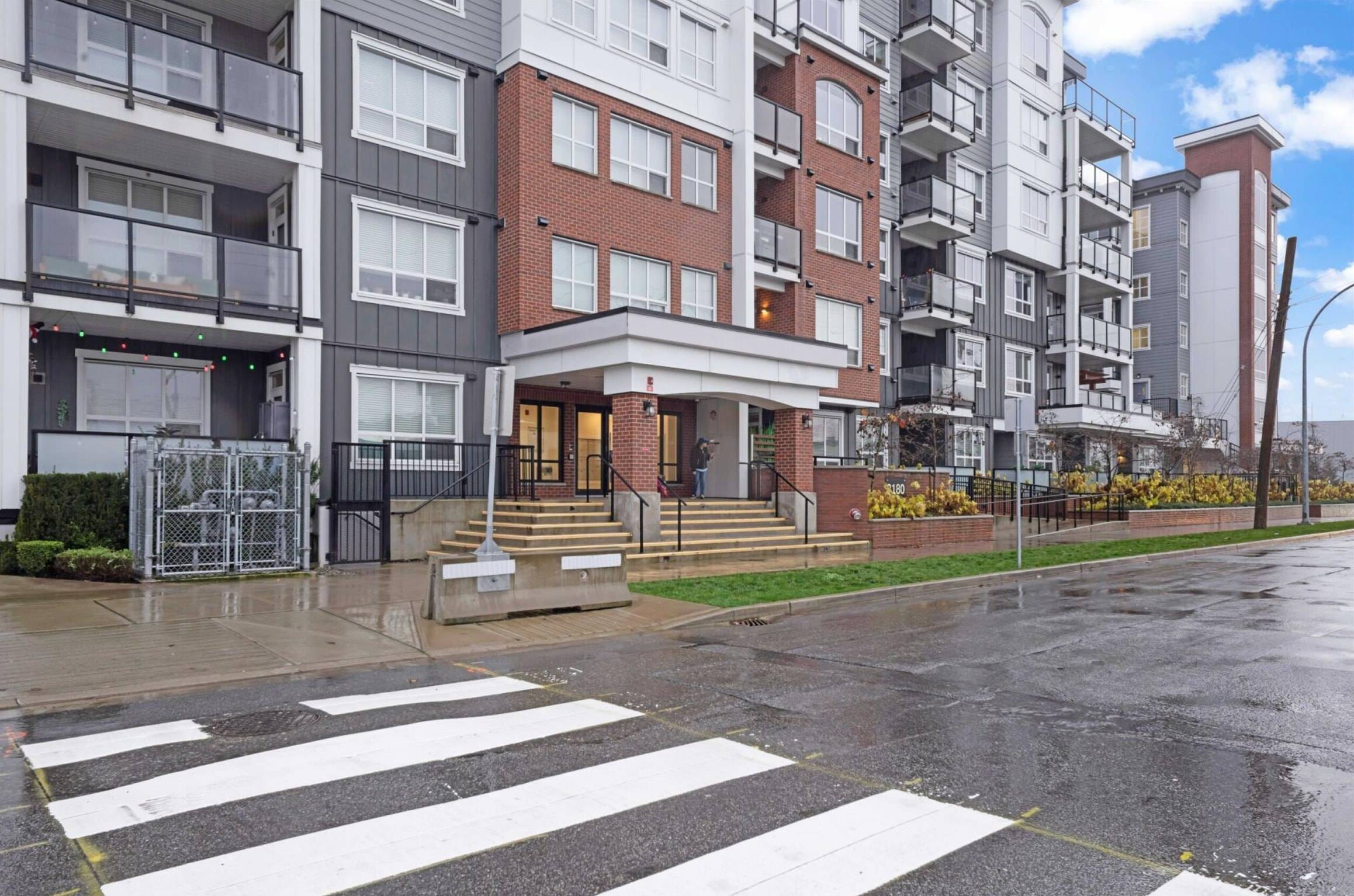 Port Coquitlam, BC V3C 0S6,2180 Kelly AVE #1213