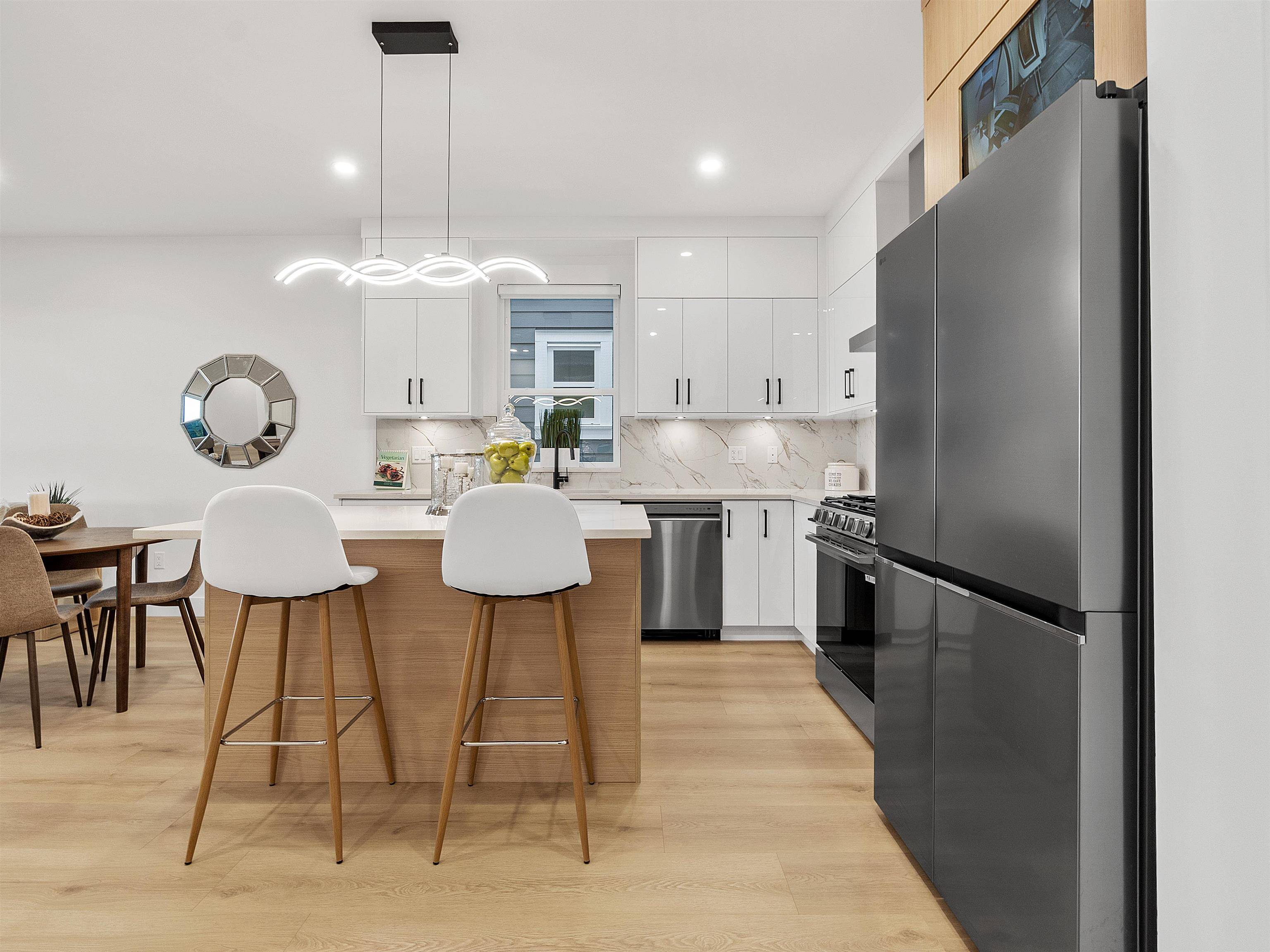 Surrey, BC V3S 9X7,16697 16 AVE #101