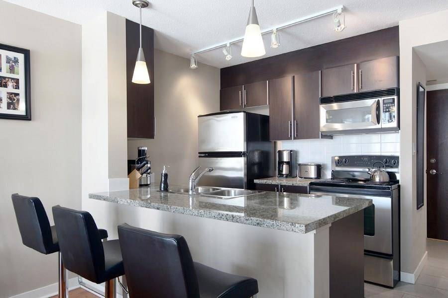 Vancouver, BC V6B 0B9,688 Abbott ST #1203