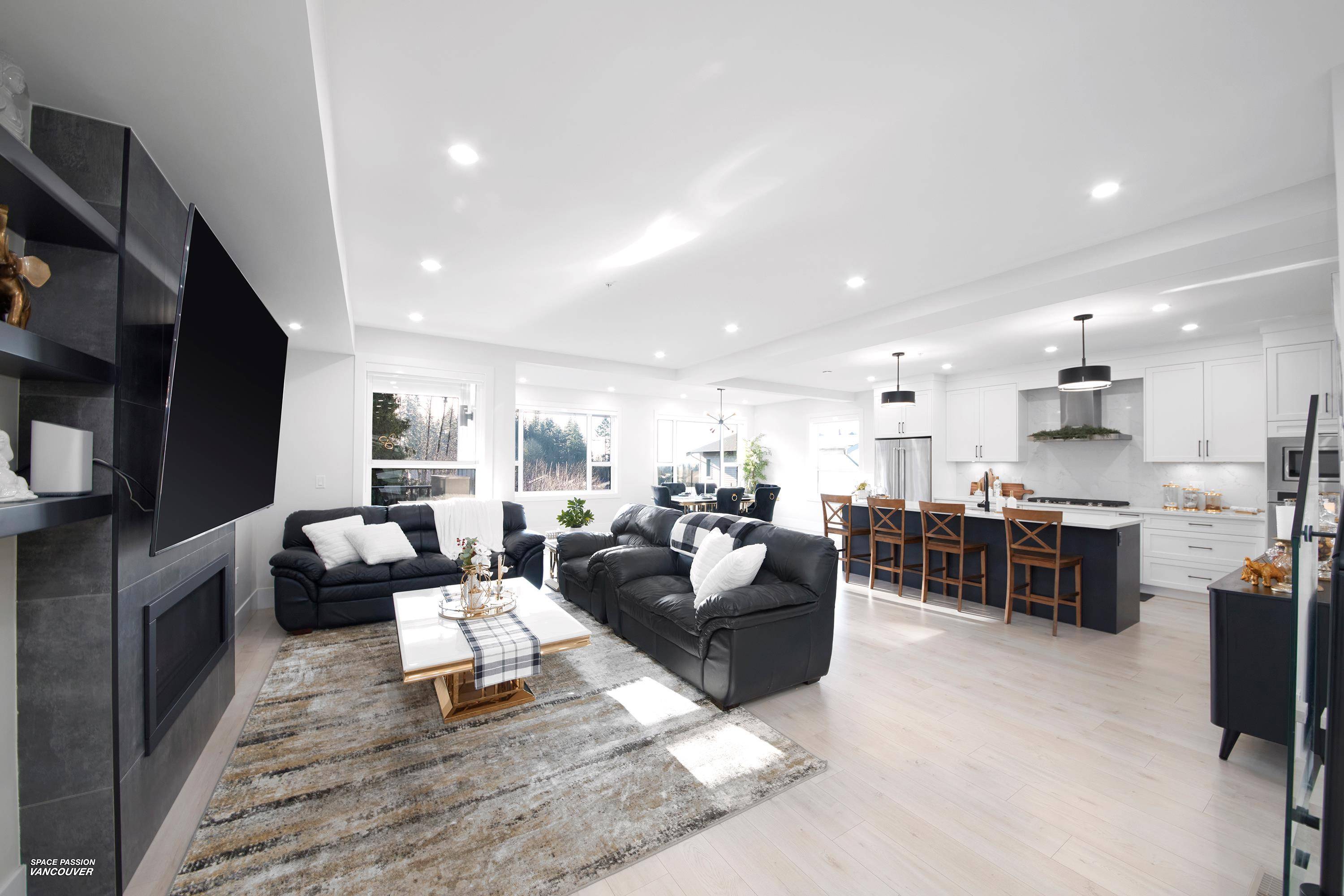 Maple Ridge, BC V4R 0H1,23262 137 AVE