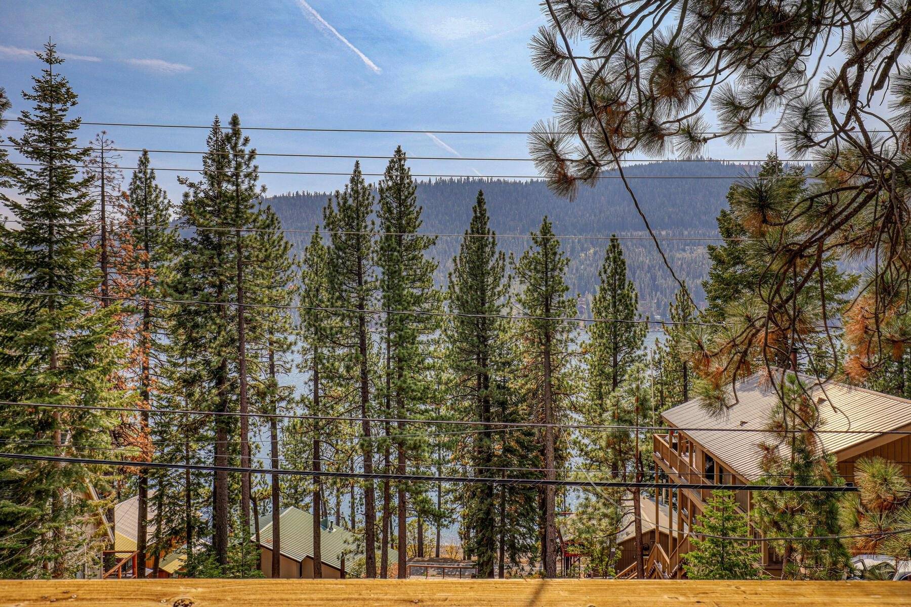 Truckee, CA 96161-3620,14460 E Reed Avenue