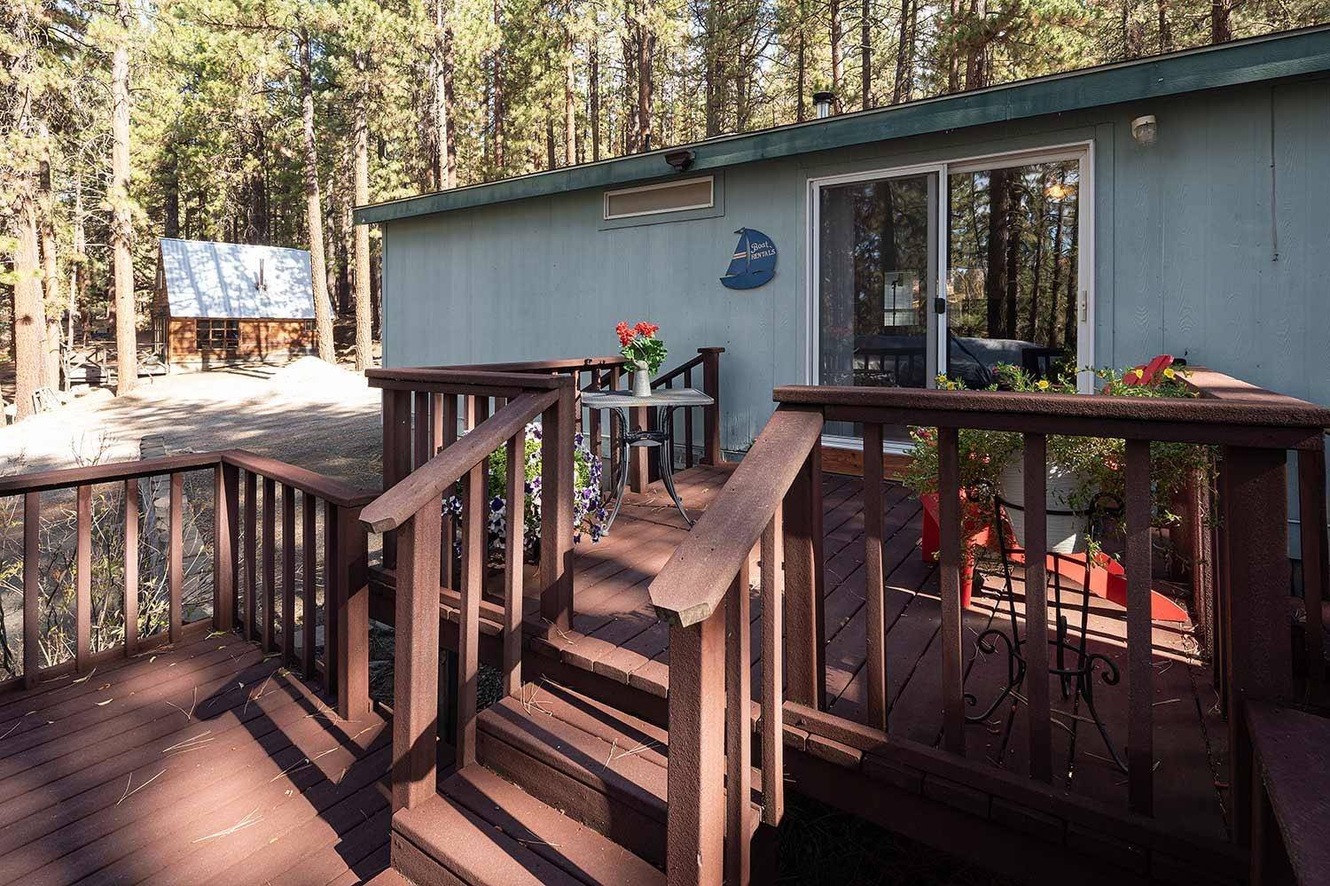 Portola, CA 96122,5609 Grizzly Road
