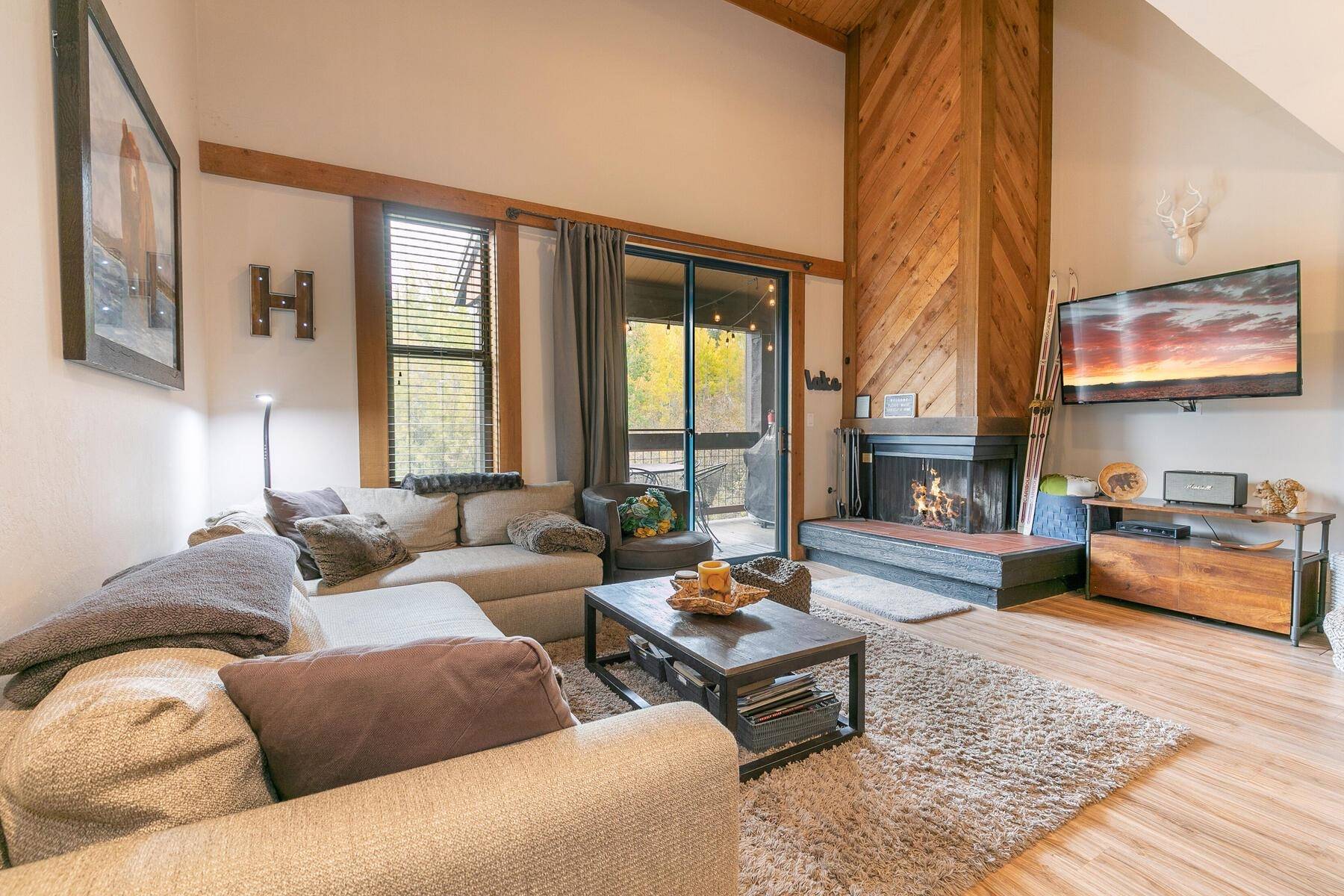 Truckee, CA 96161-4213,3086 Aspen Grove