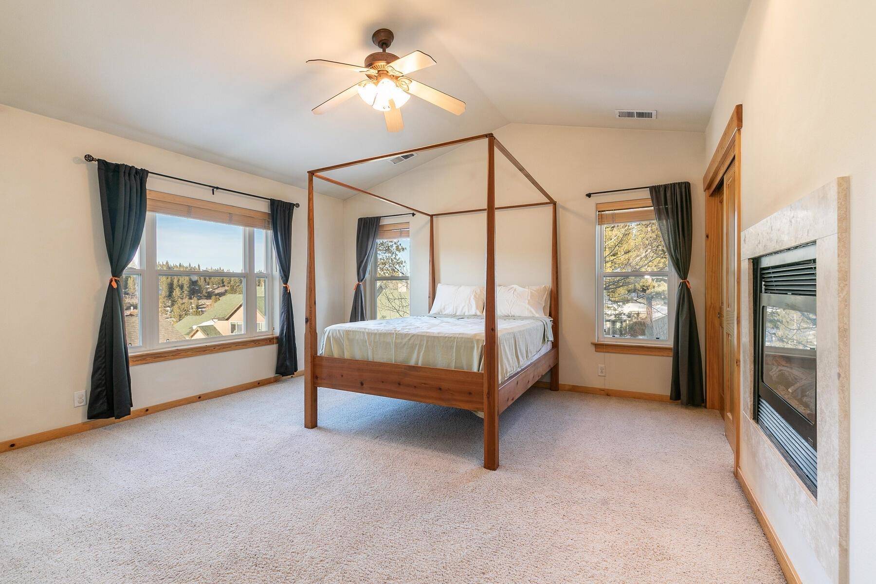 Truckee, CA 96161,10046 Nicolas Drive #D