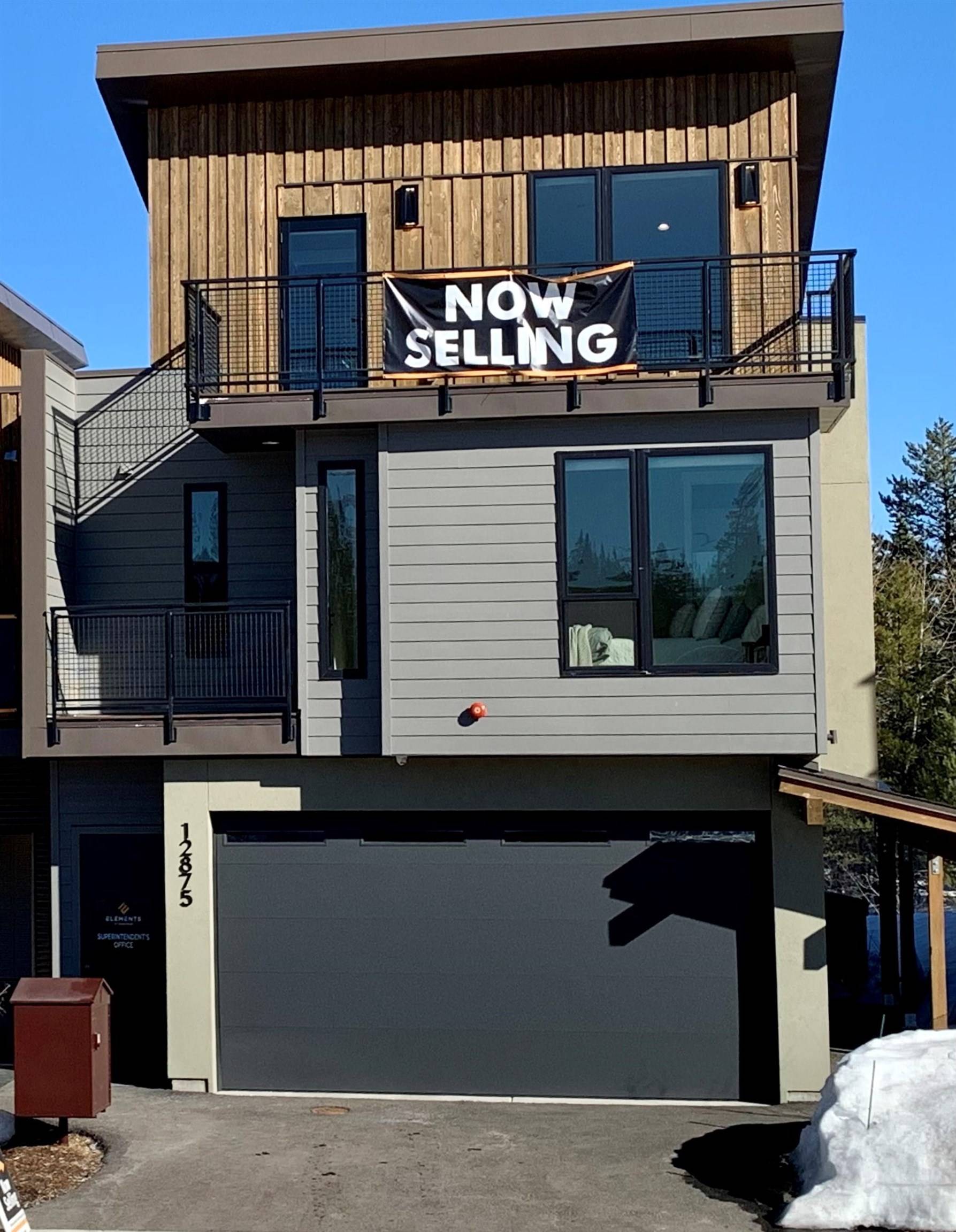 Truckee, CA 96161,12875 Ice House Loop