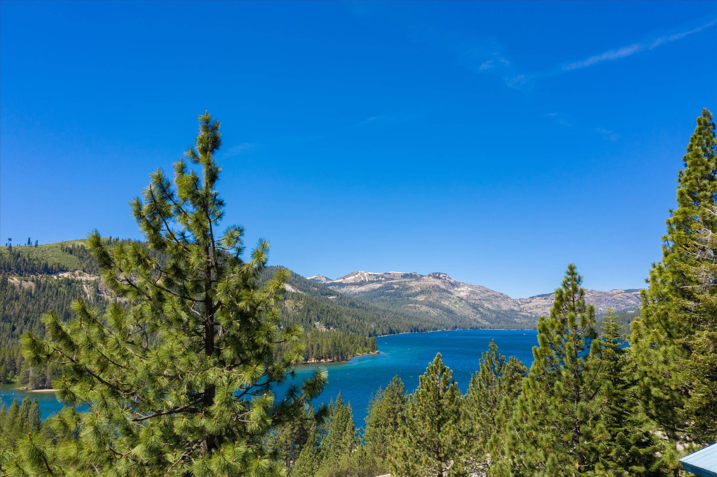 Truckee, CA 96161,12811 Sierra Drive