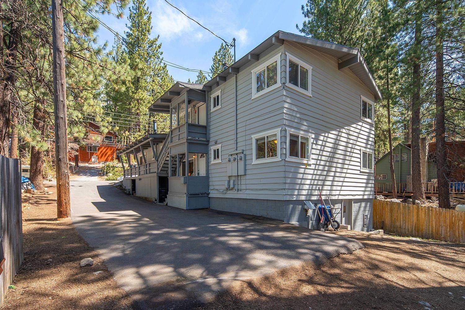 Truckee, CA 96161,13505 Moraine Road