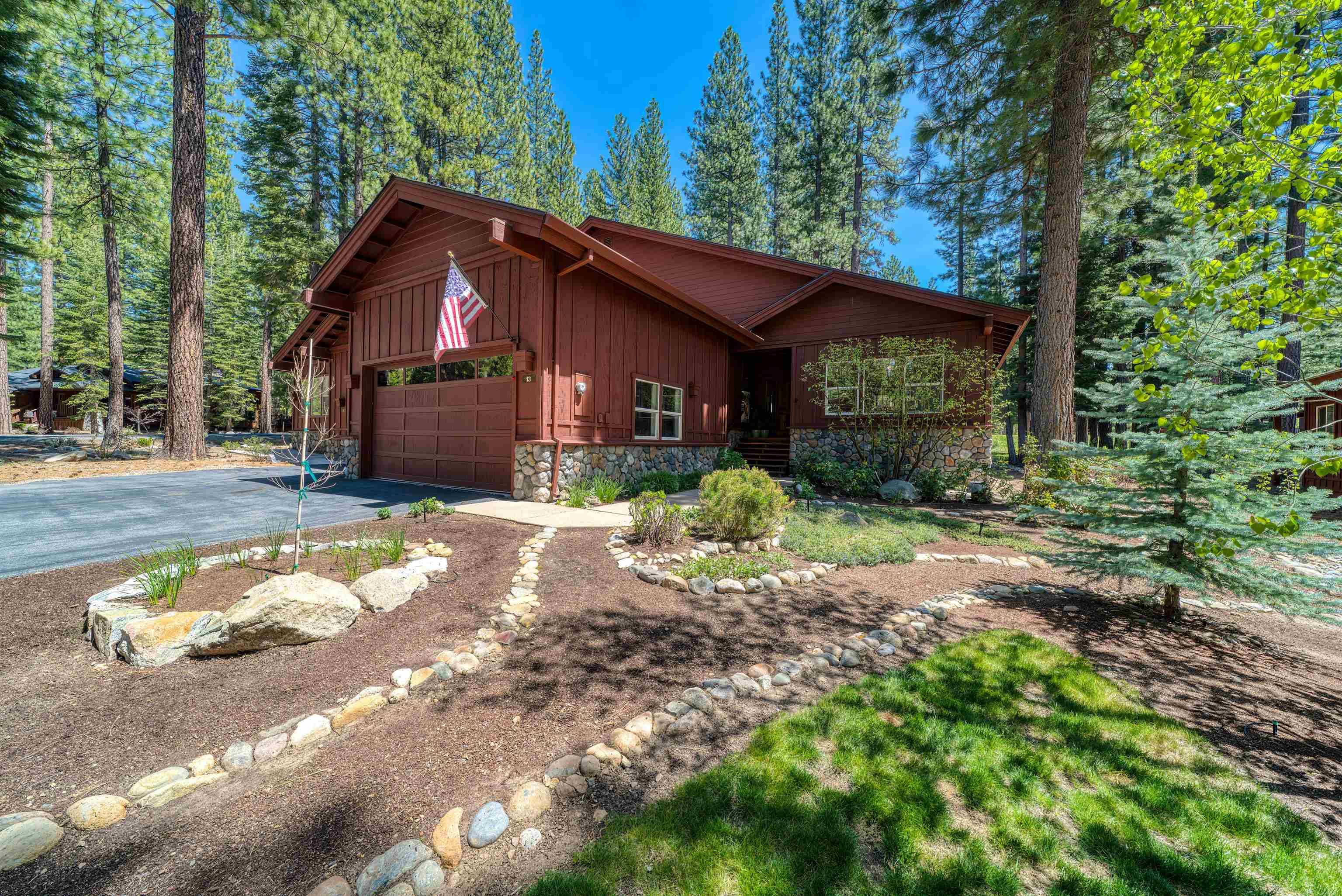 Clio, CA 96106,13 Deer Creek Crossing