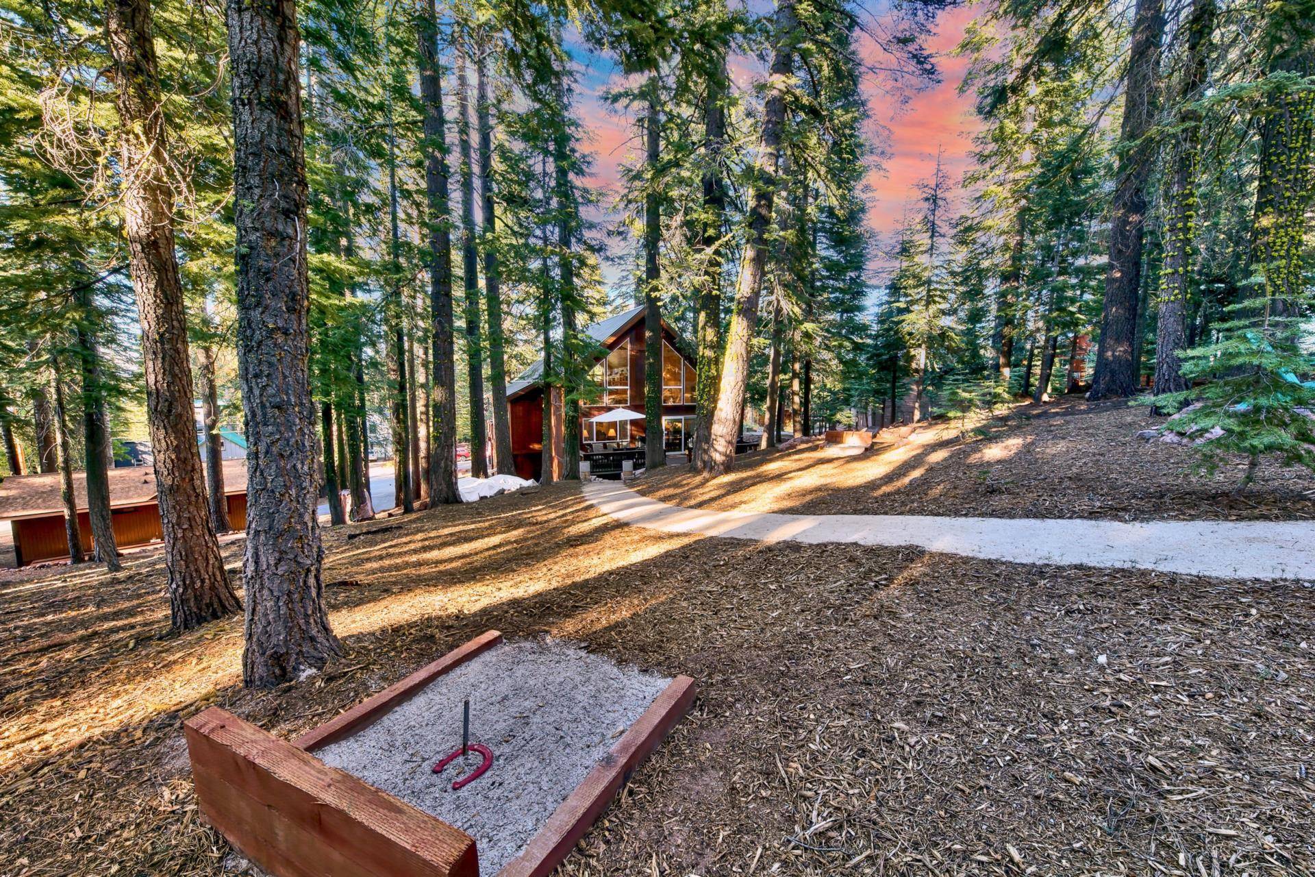 Truckee, CA 96161-6517,13853 Davos Drive