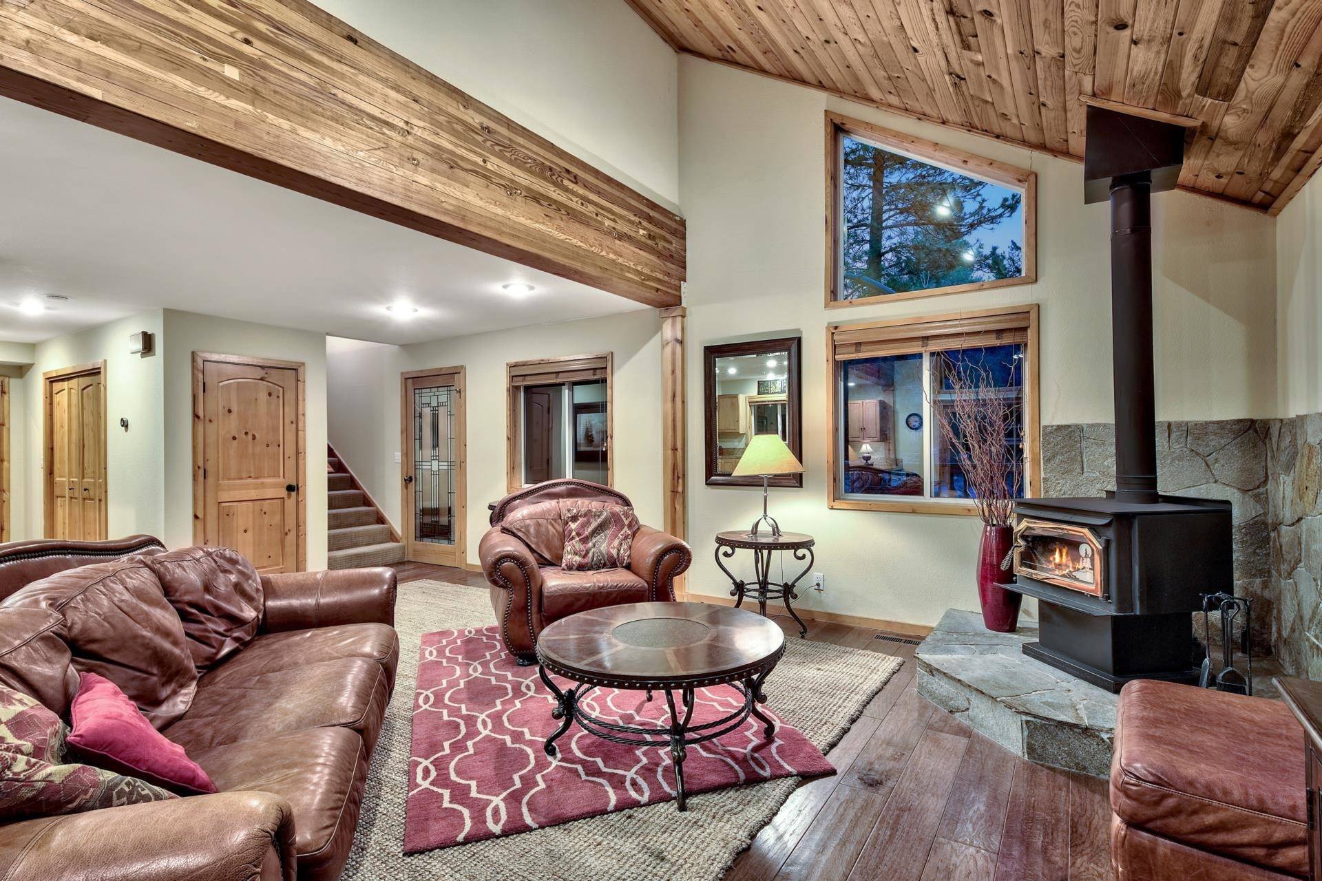 Truckee, CA 96161-6764,11832 Chateau Way