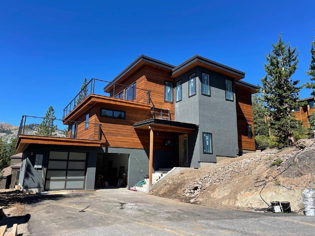 Alpine Meadows, CA 96145-0000,1423 Juniper Mountain Road