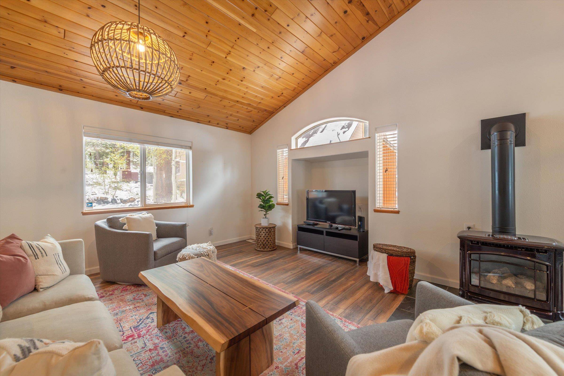 Truckee, CA 96161,12727 Palisade Street