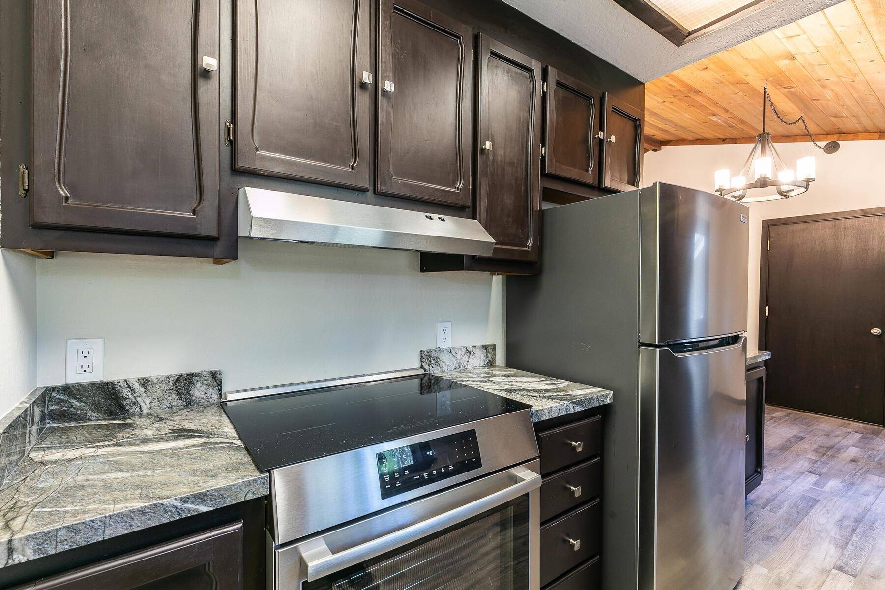 Truckee, CA 96161,10371 E Alder Creek Road