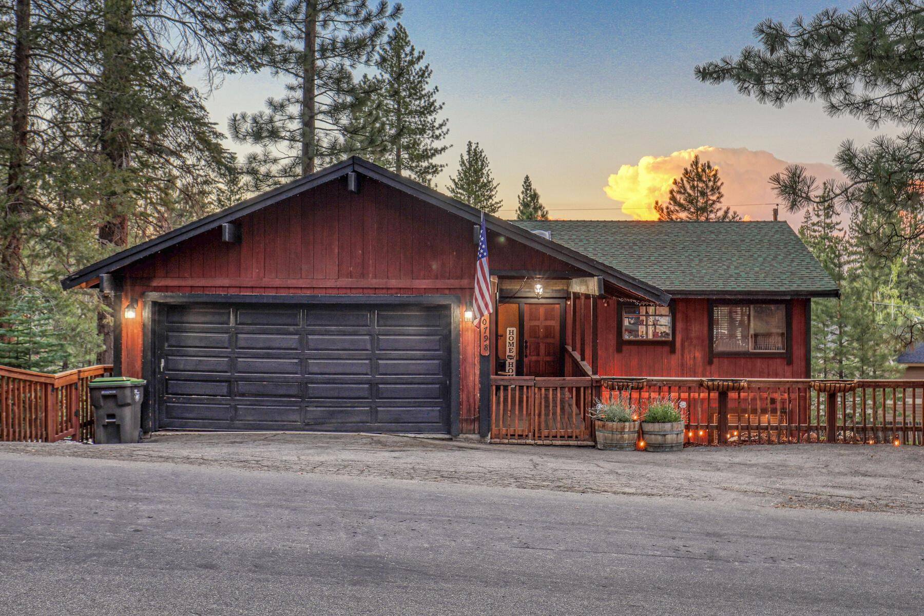Truckee, CA 96161,10798 Jeffery Pine Road