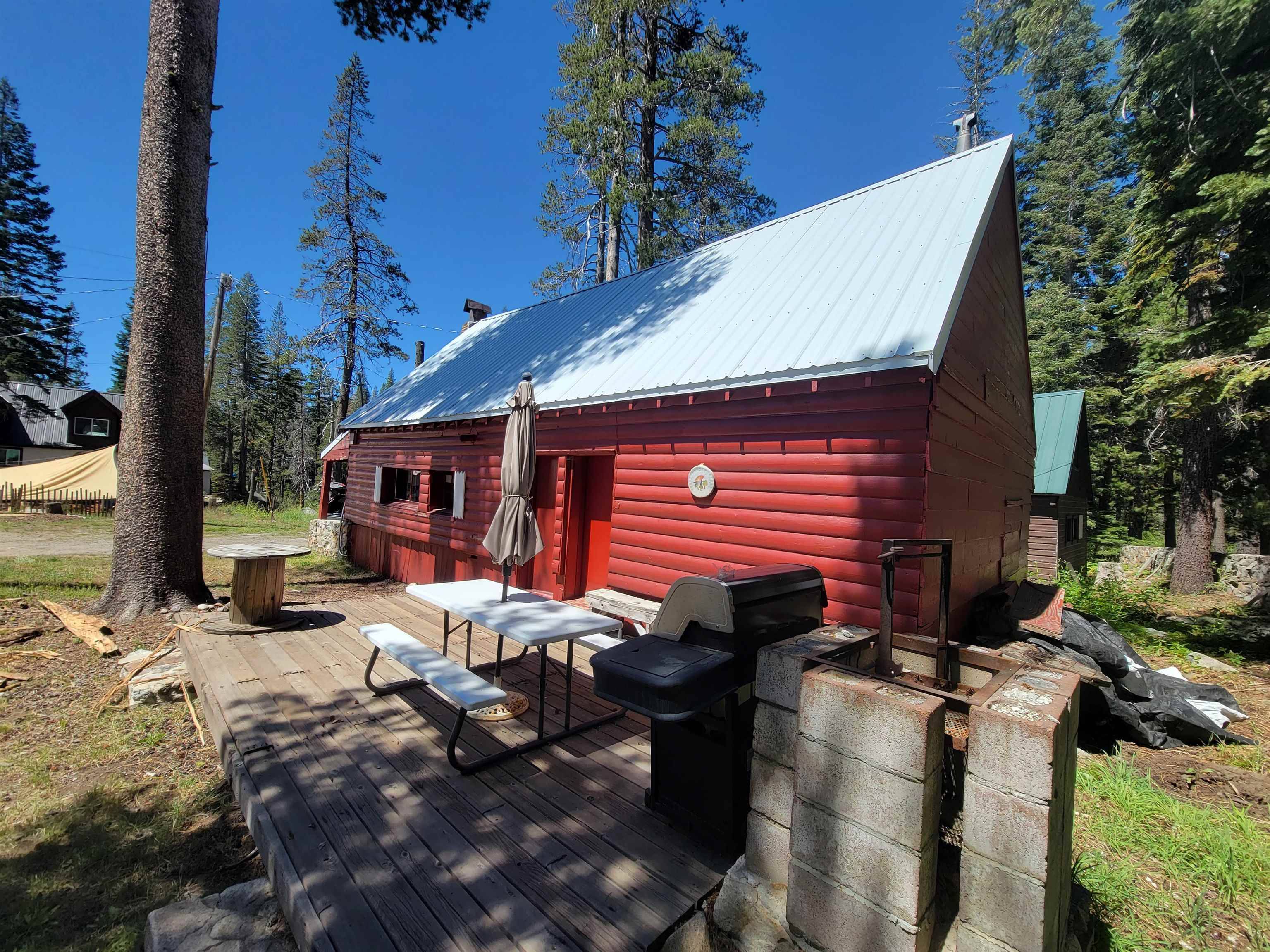 Soda Springs, CA 95728,10045 Taffy Lane