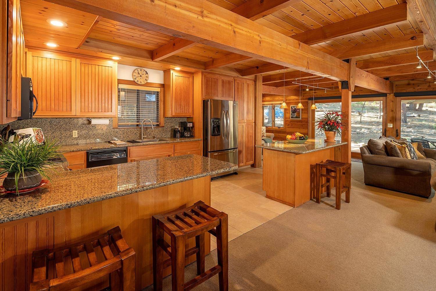 Truckee, CA 96161,1606 Deer Path