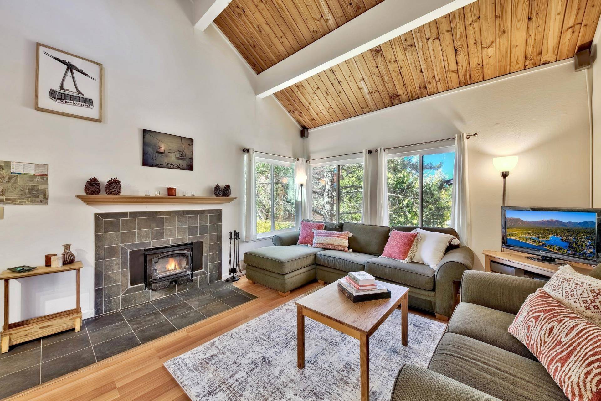 Truckee, CA 96161,11645 Snowpeak Way #512