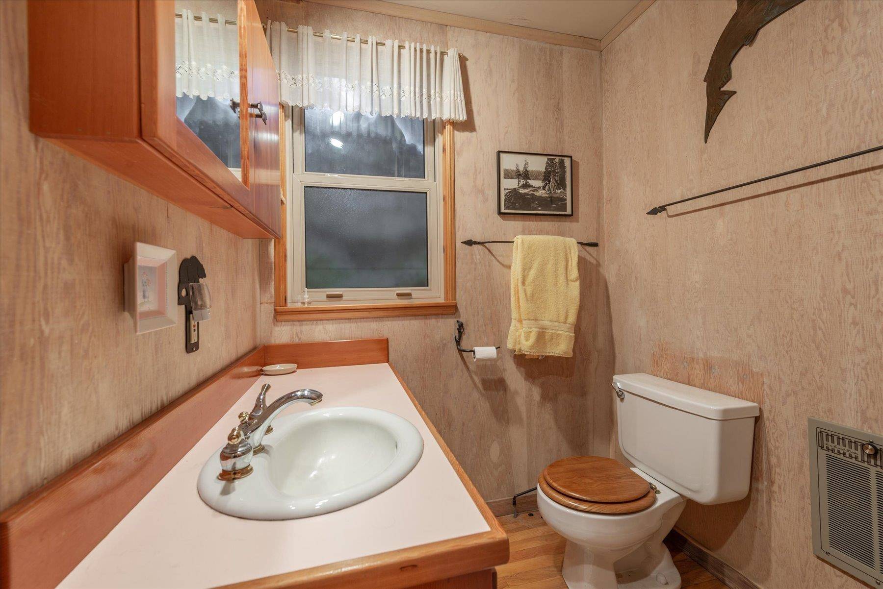 Tahoma, CA 96142,7274 8th Avenue