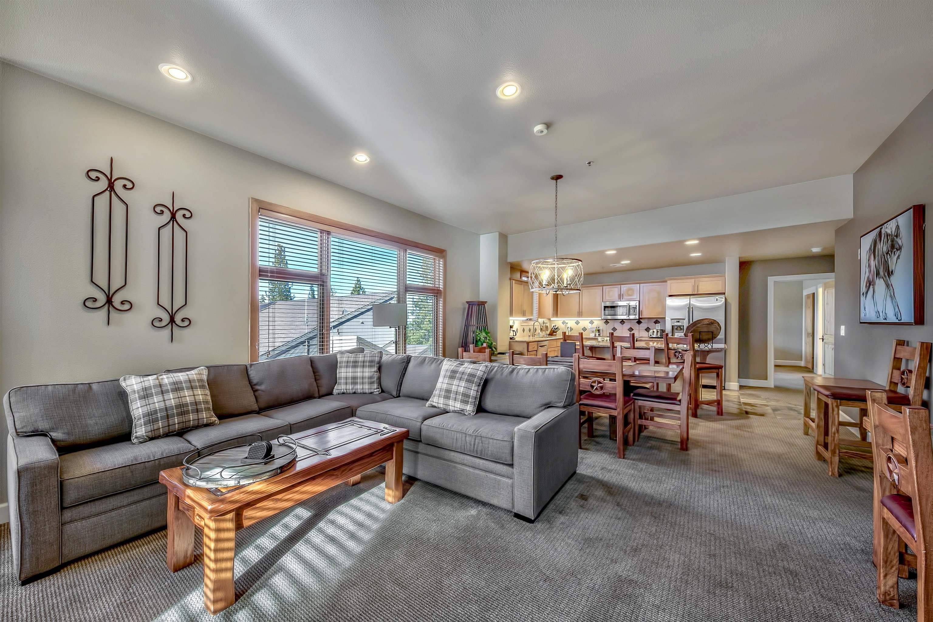 Truckee, CA 96161,2100 North Village Drive #202/2