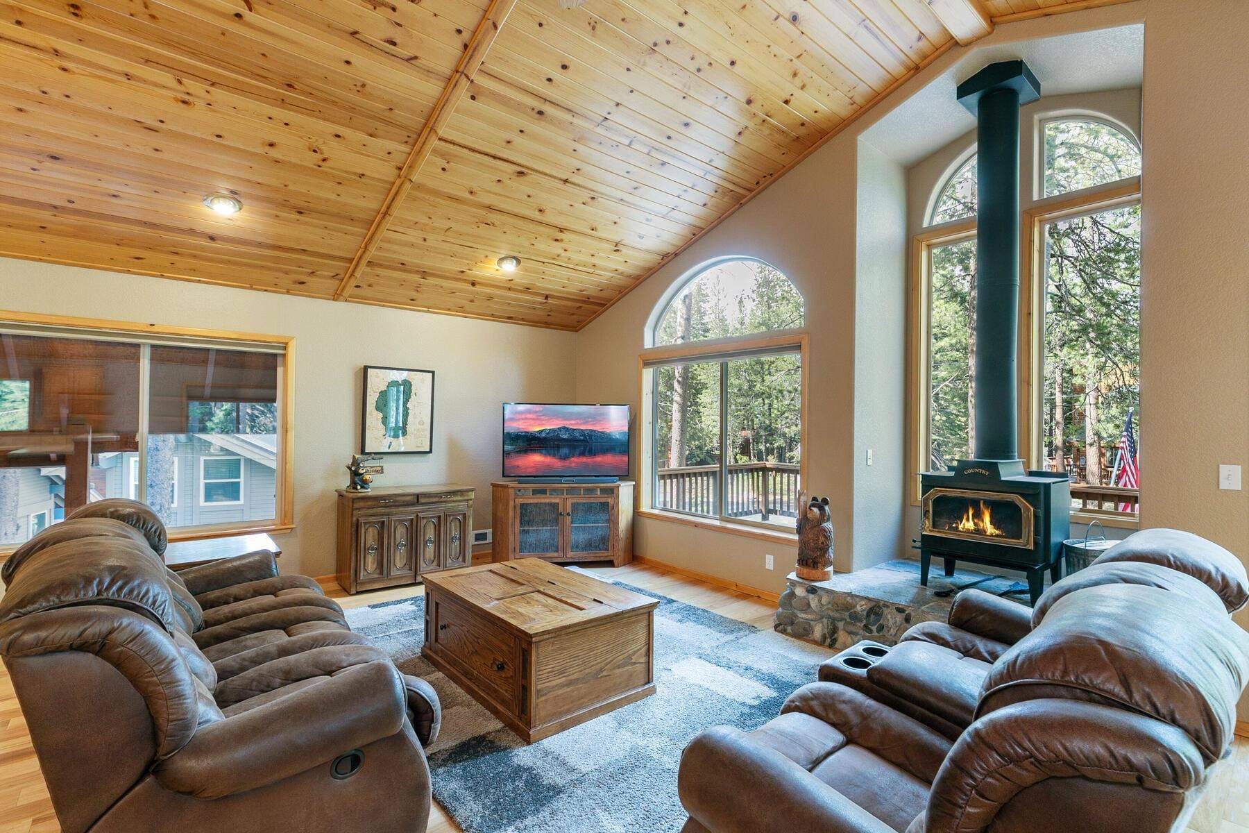 Truckee, CA 96161-0000,12240 Oslo Drive