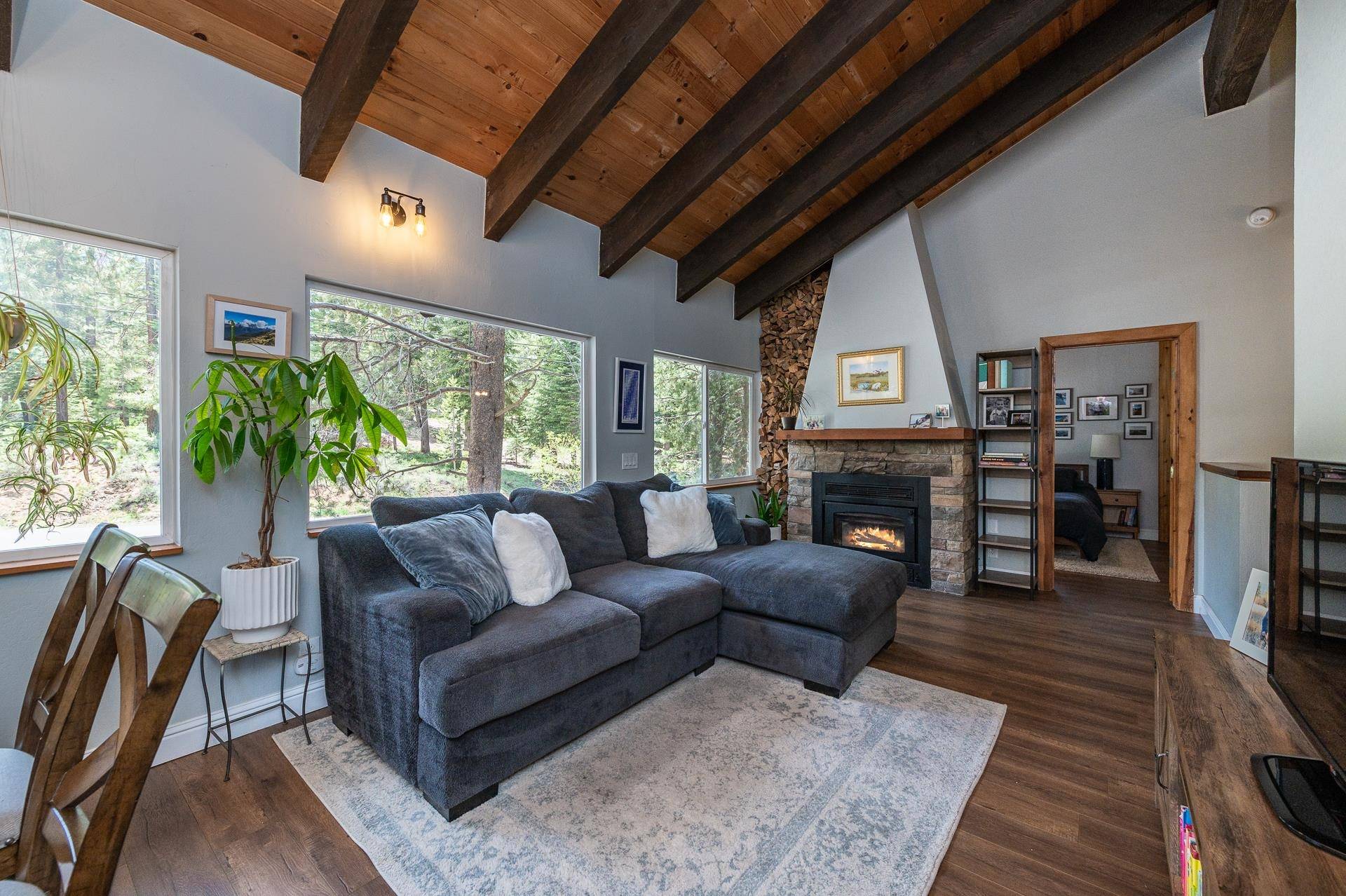 Truckee, CA 96161,12333 Bernese Lane