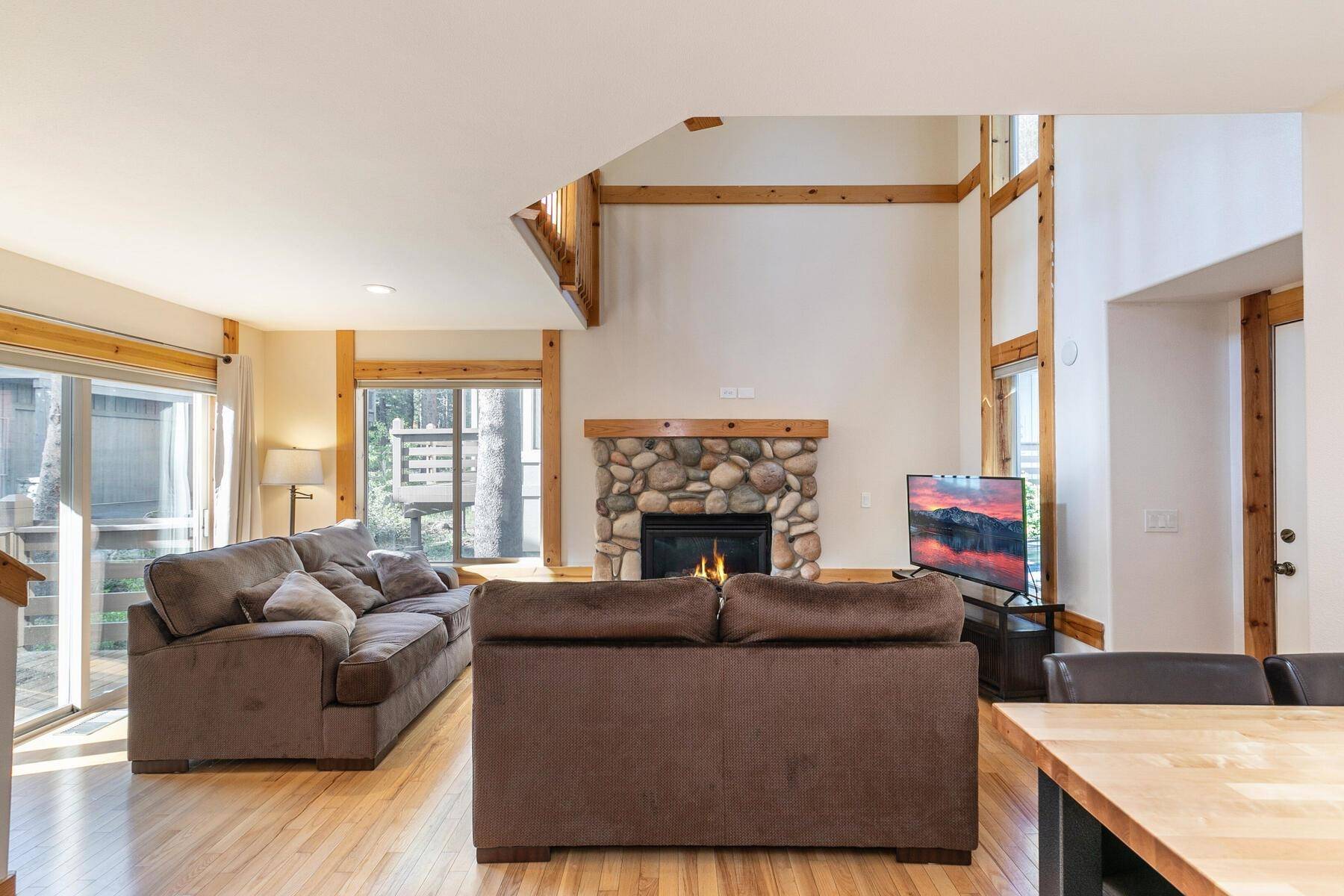 Truckee, CA 96161,12879 Northwoods Boulevard
