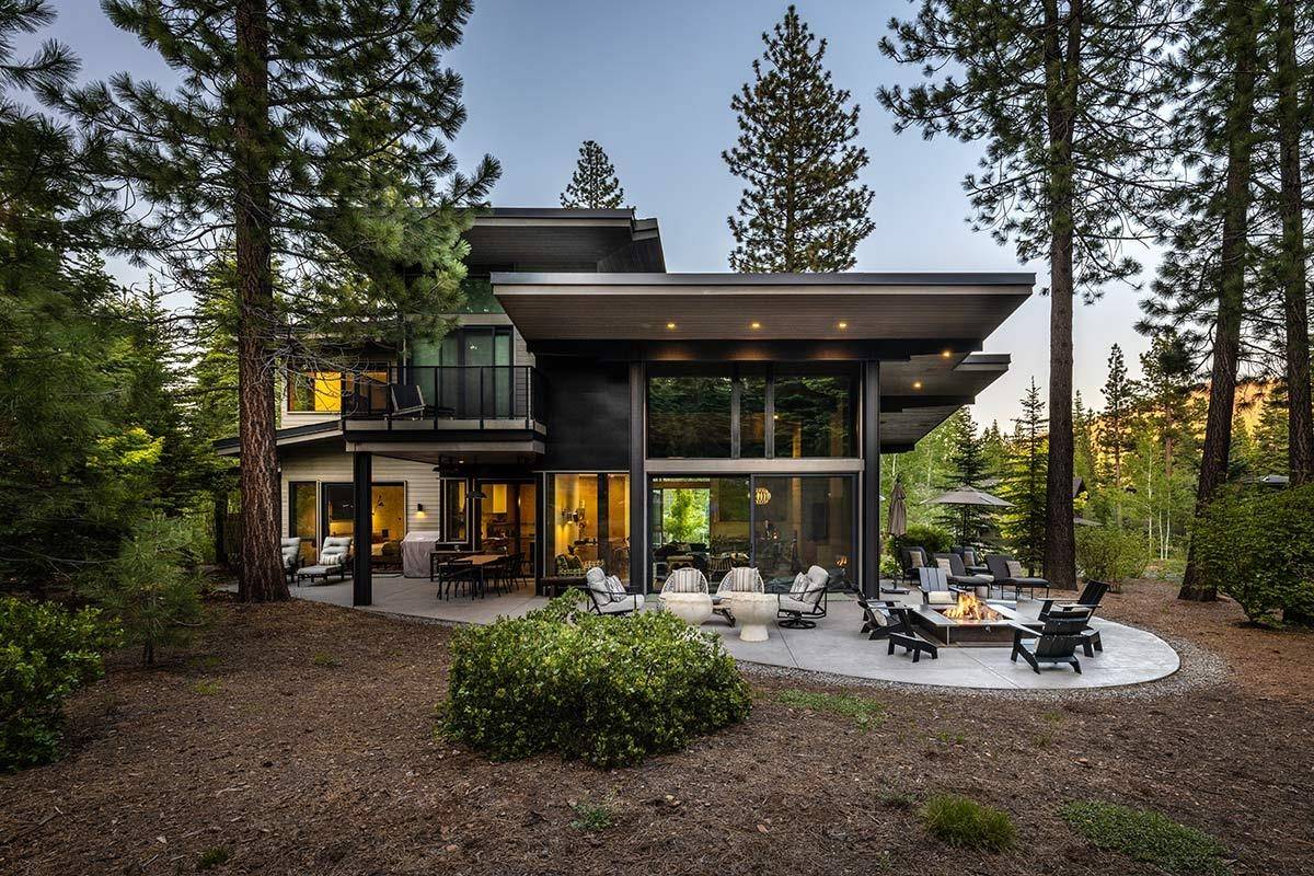 Truckee, CA 96161,10432 Thunderbird Court