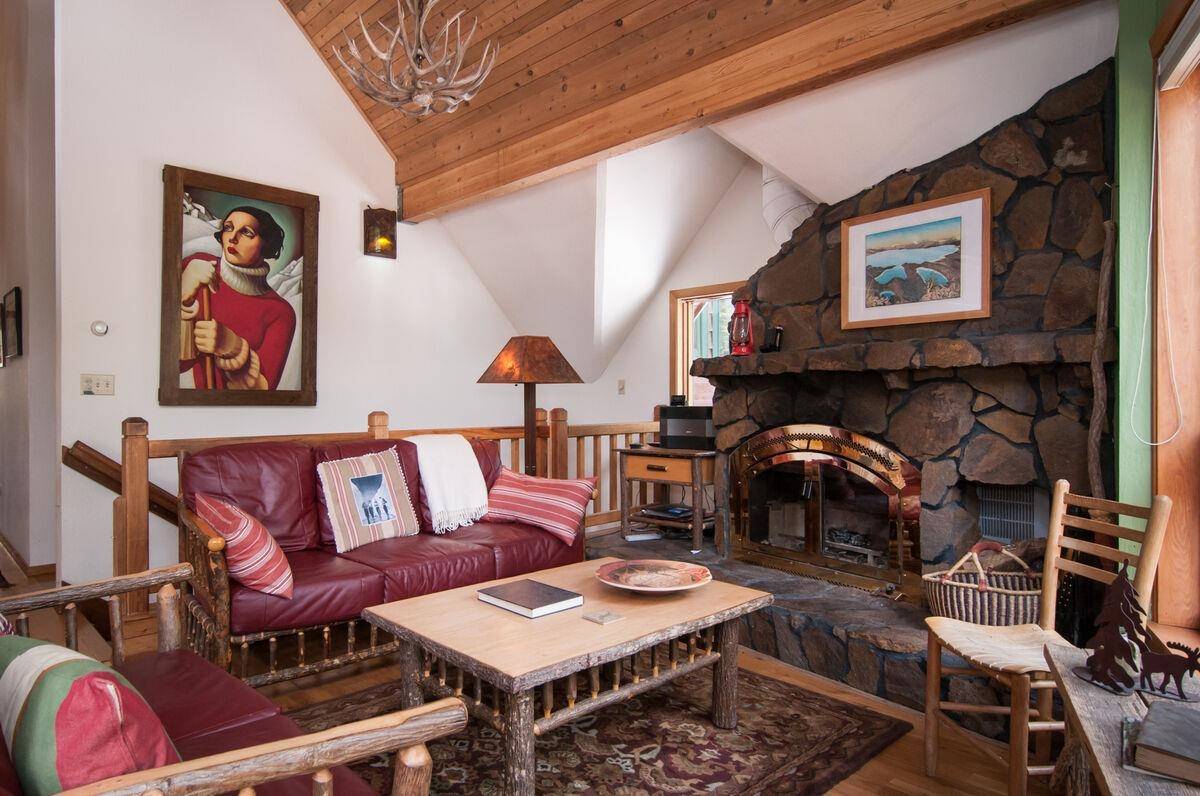 Tahoe City, CA 96145,4087 Gstaad Road