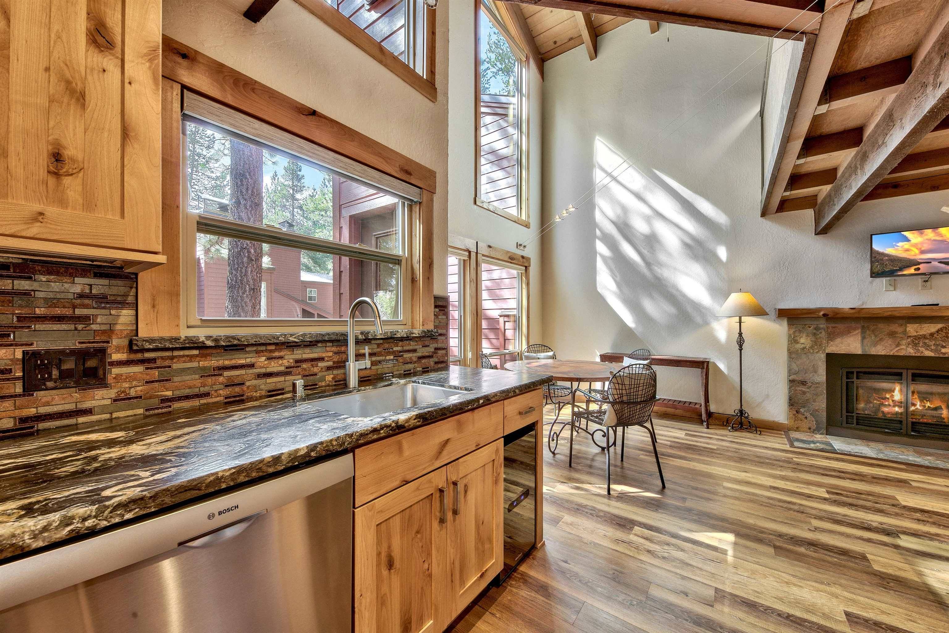 Truckee, CA 96161,12804 Northwoods Boulevard #441
